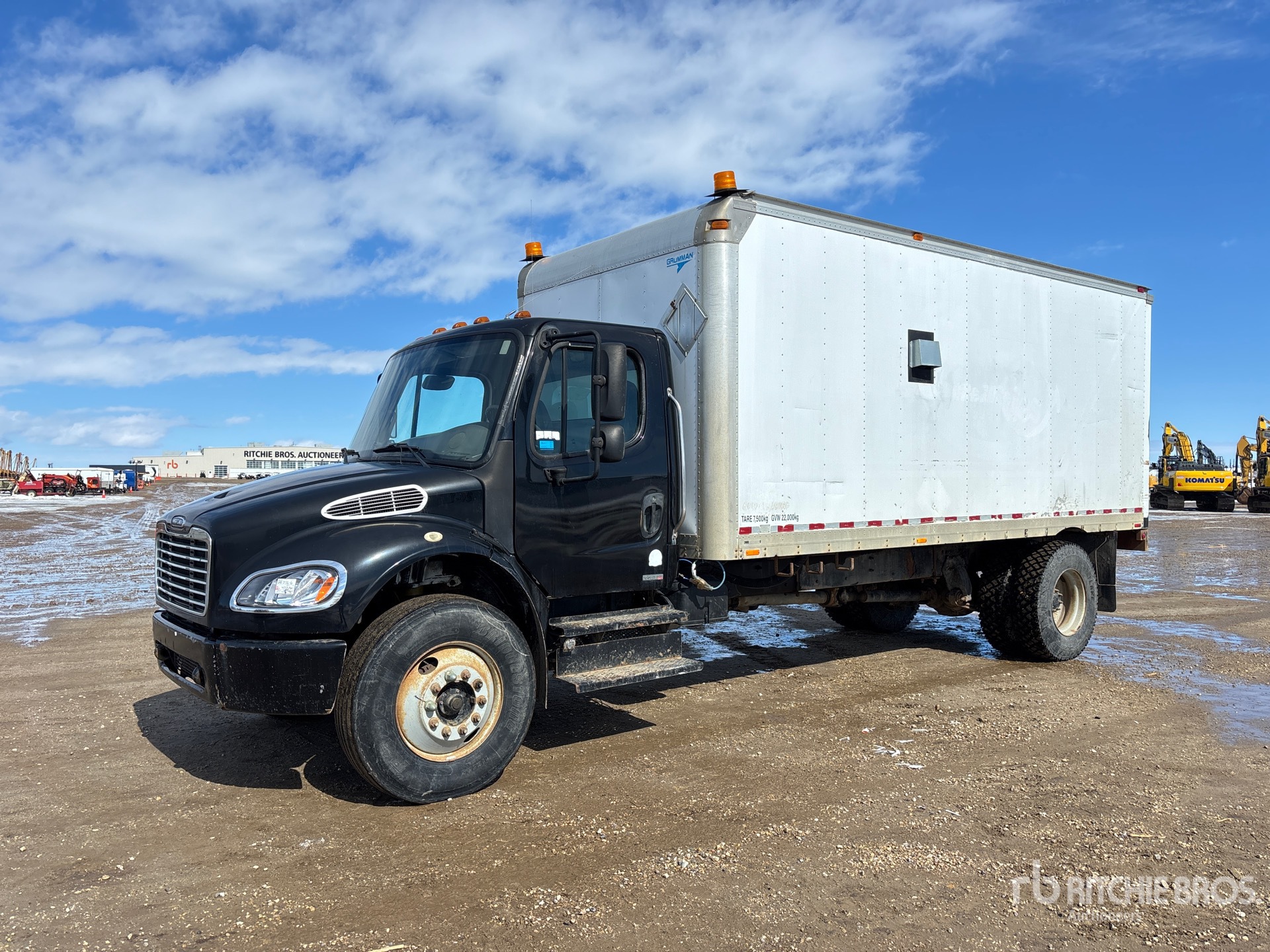 General Appearance with Foto, angolo anteriore sinistro