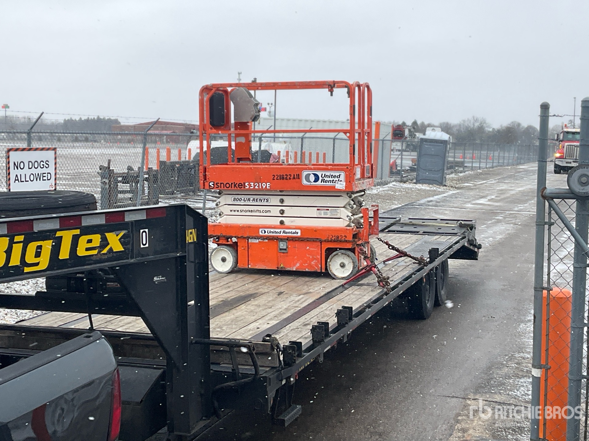 Photo of a 2019 Snorkel S3219E