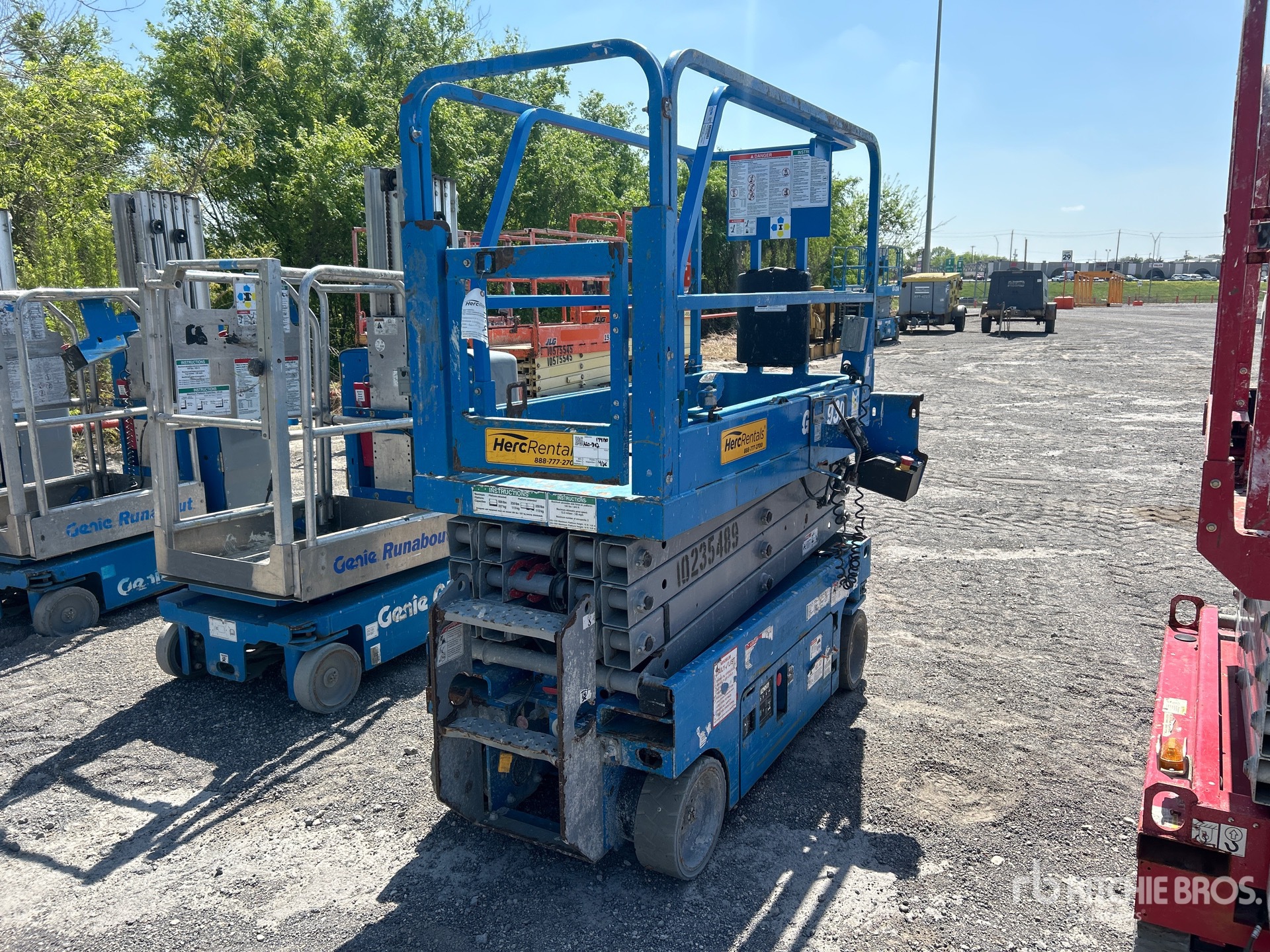 General Appearance with Bild, Ecke hinten rechts