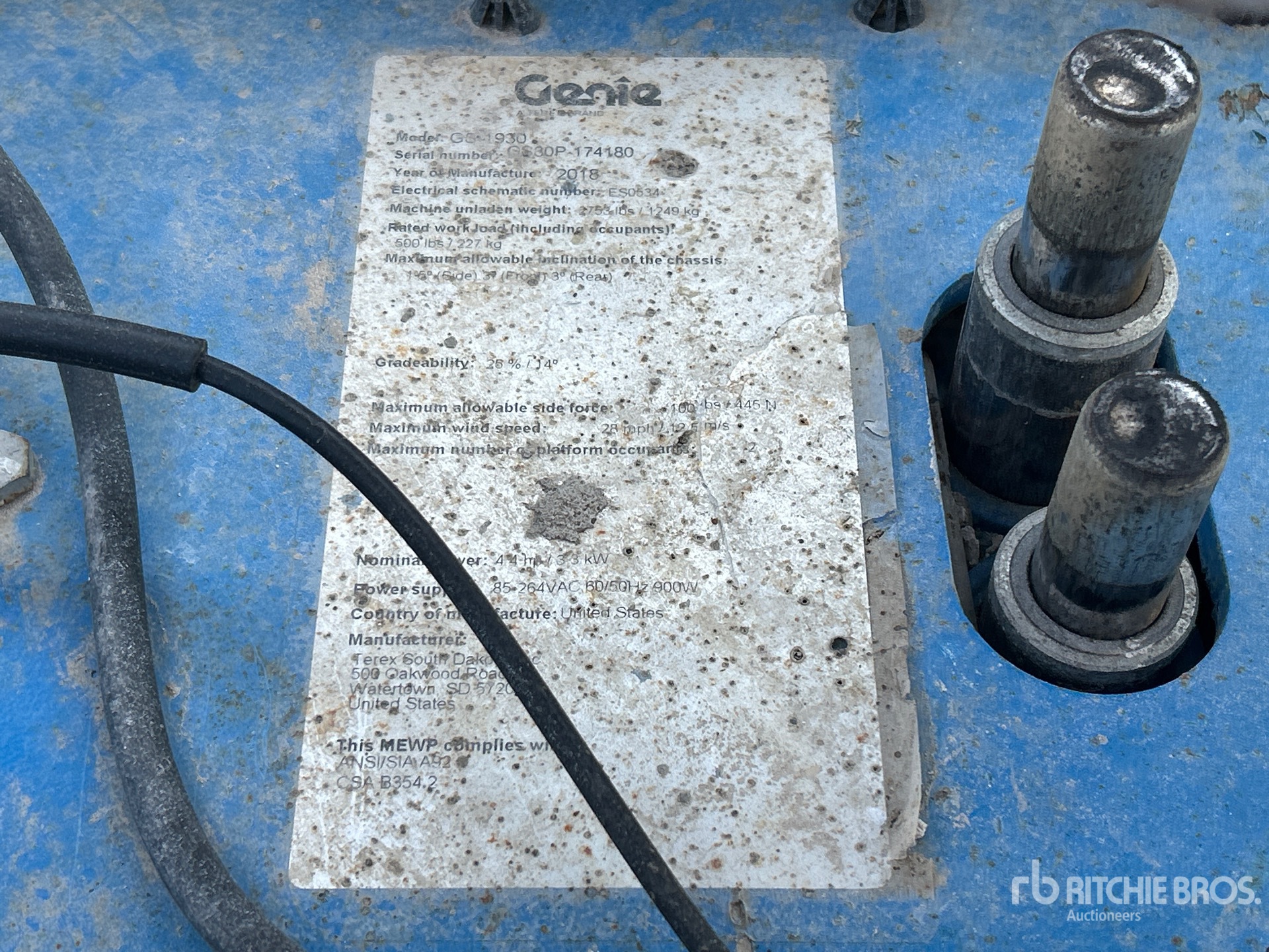 General Appearance with Seriennummer / FIN