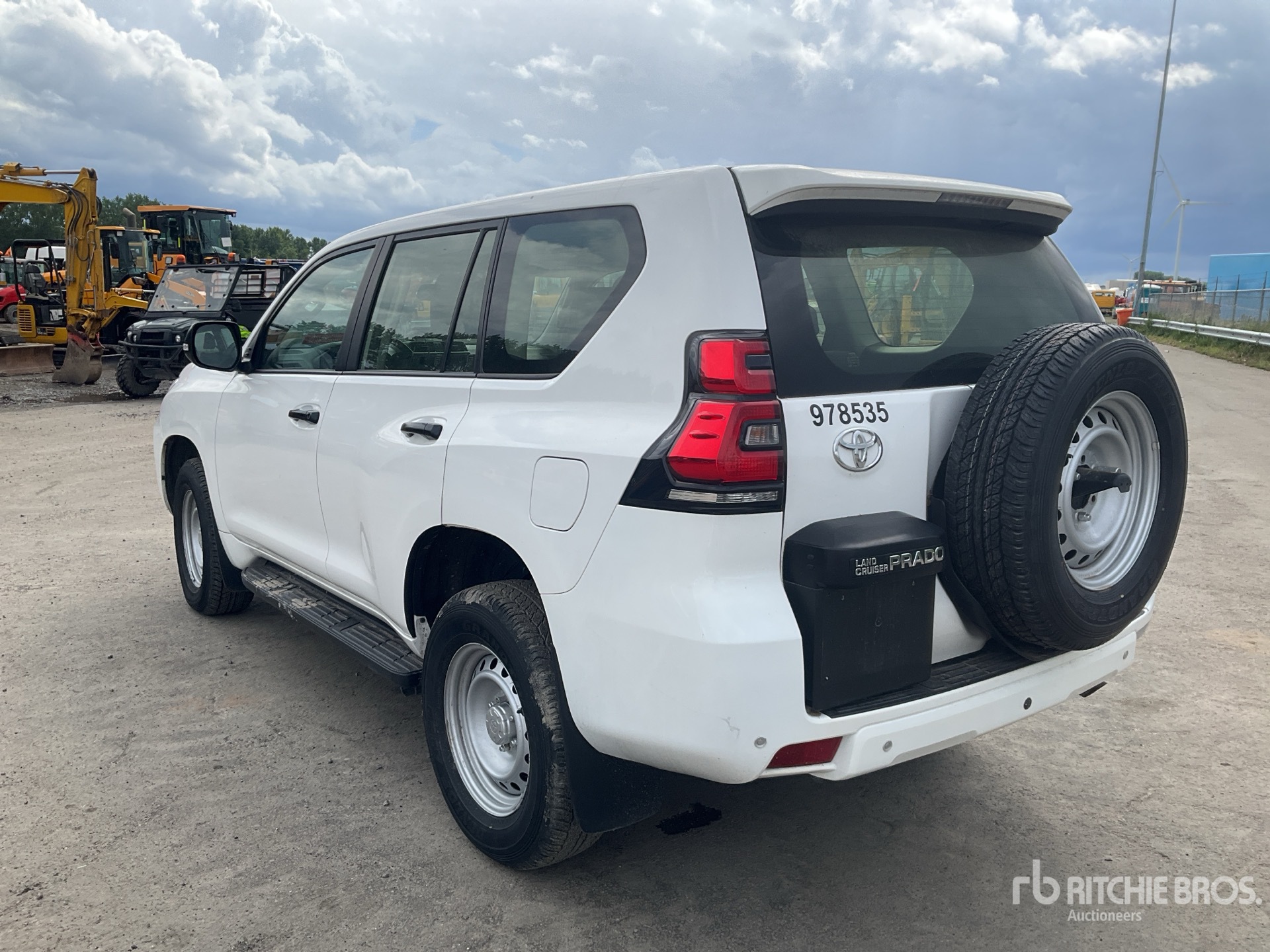 General Appearance with Picture, Left Rear Corner