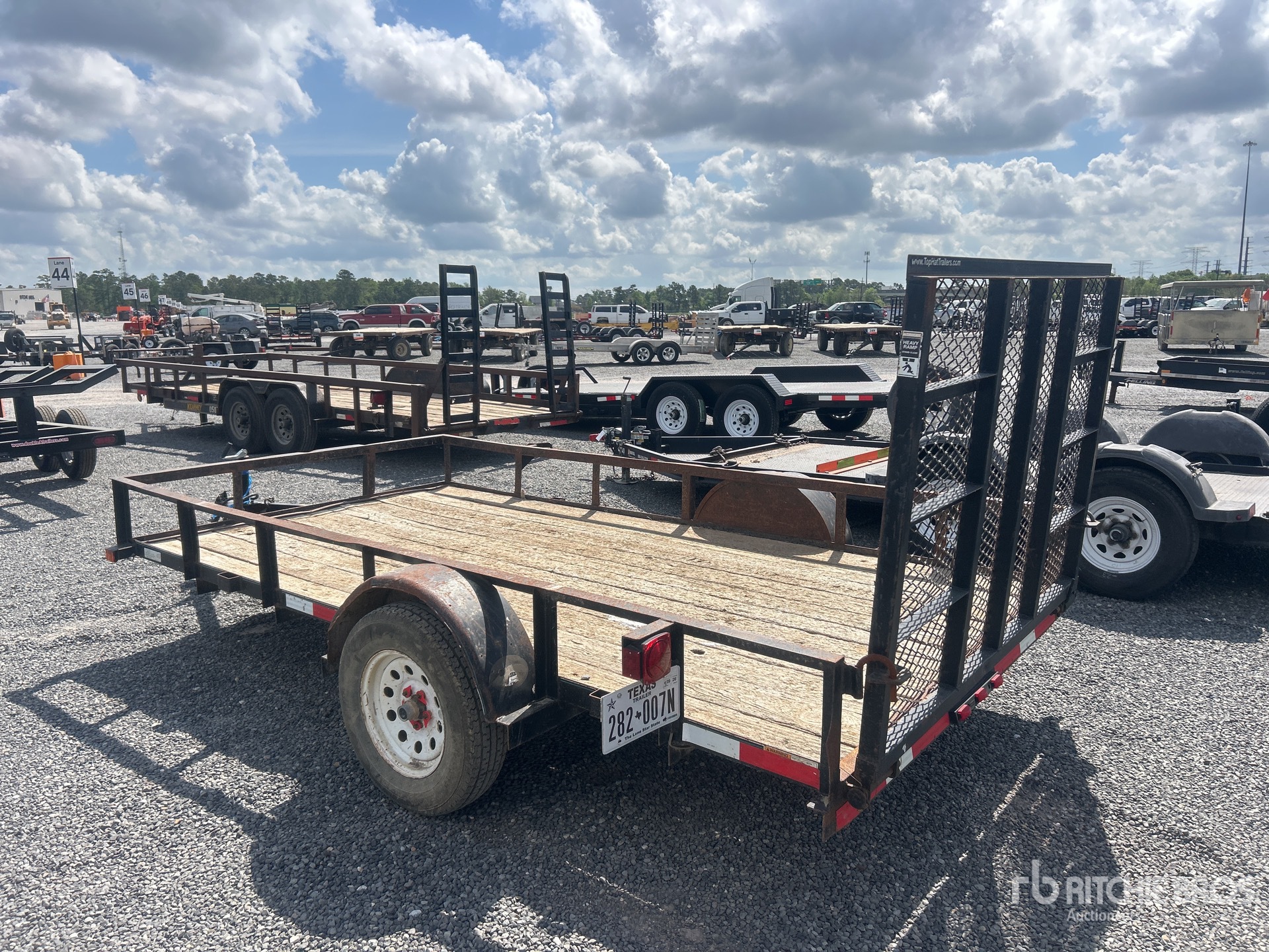 Aspect général with Image, coin arrière gauche