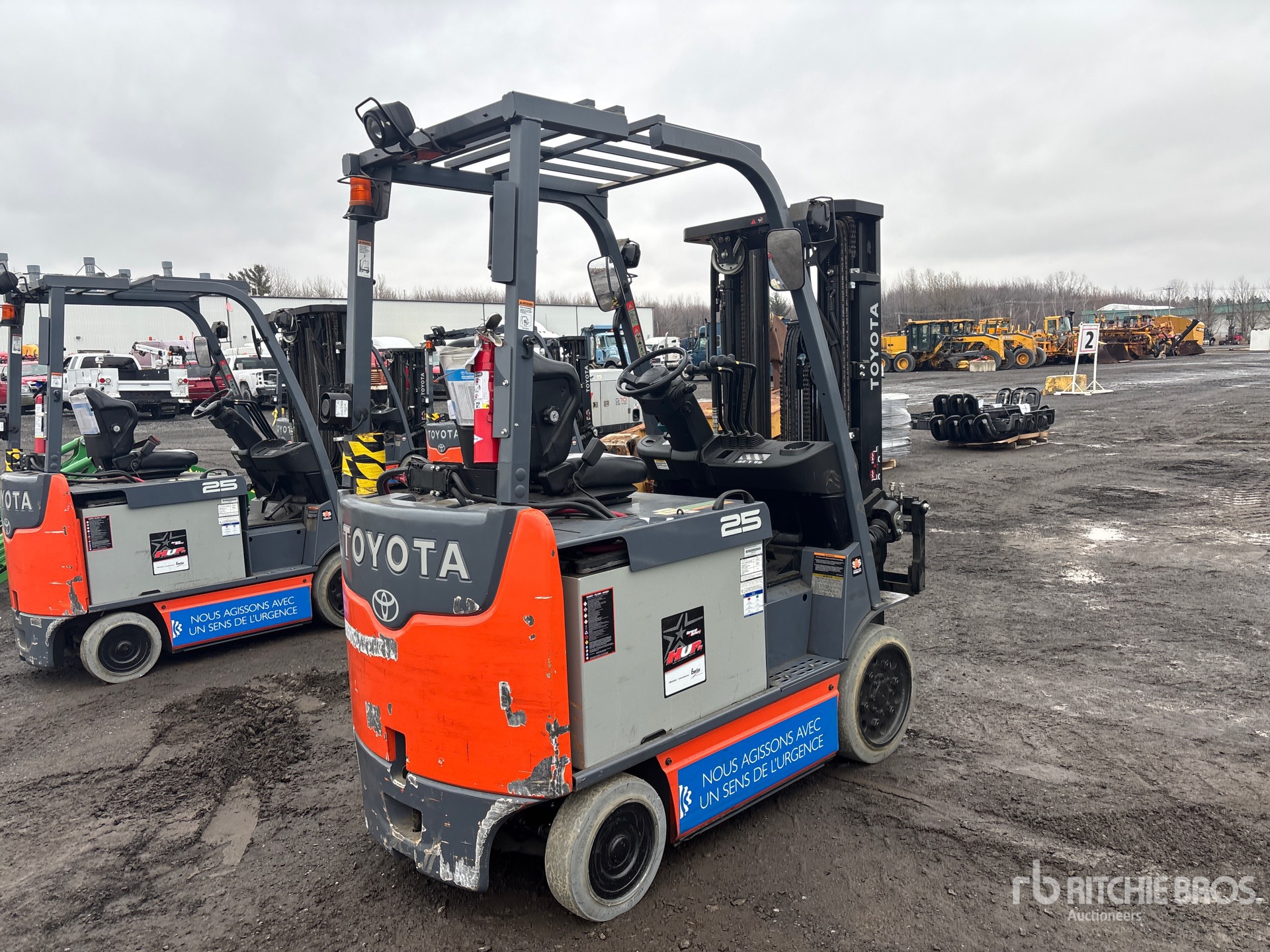 General Appearance with Imagen: esquina trasera derecha