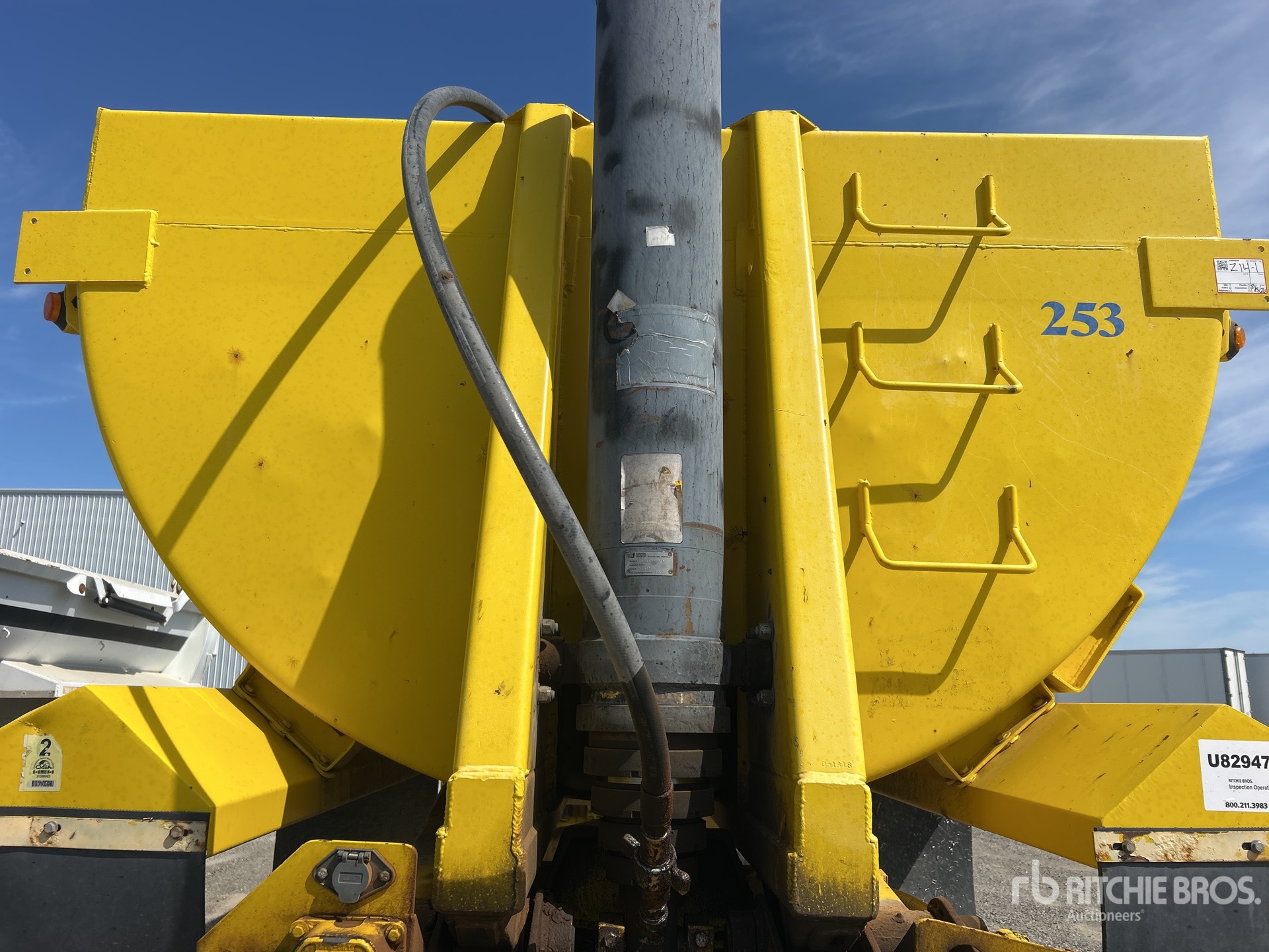 2004 Ranch 32 ft T/A