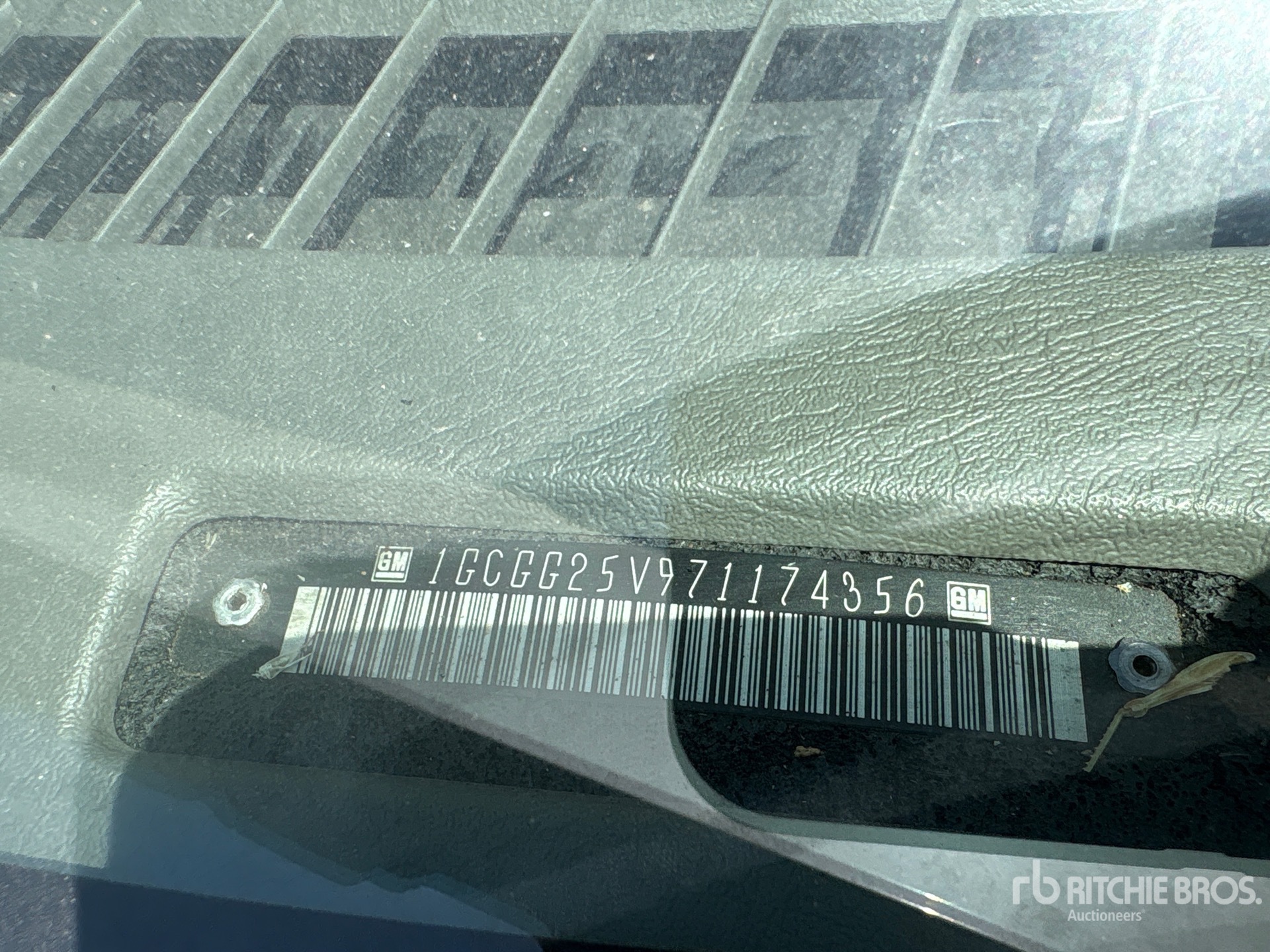 General Appearance with Second Serial Number/VIN Photo