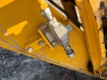 Hydraulics with Auxiliary Hydraulic Plumbing