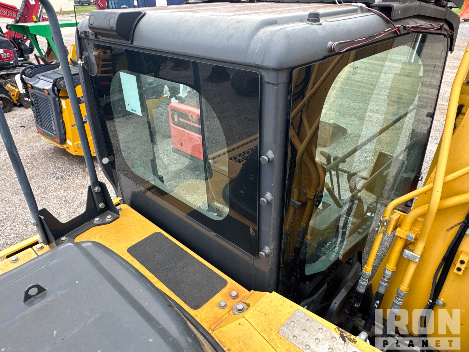 2021 Kobelco SK130LC-11