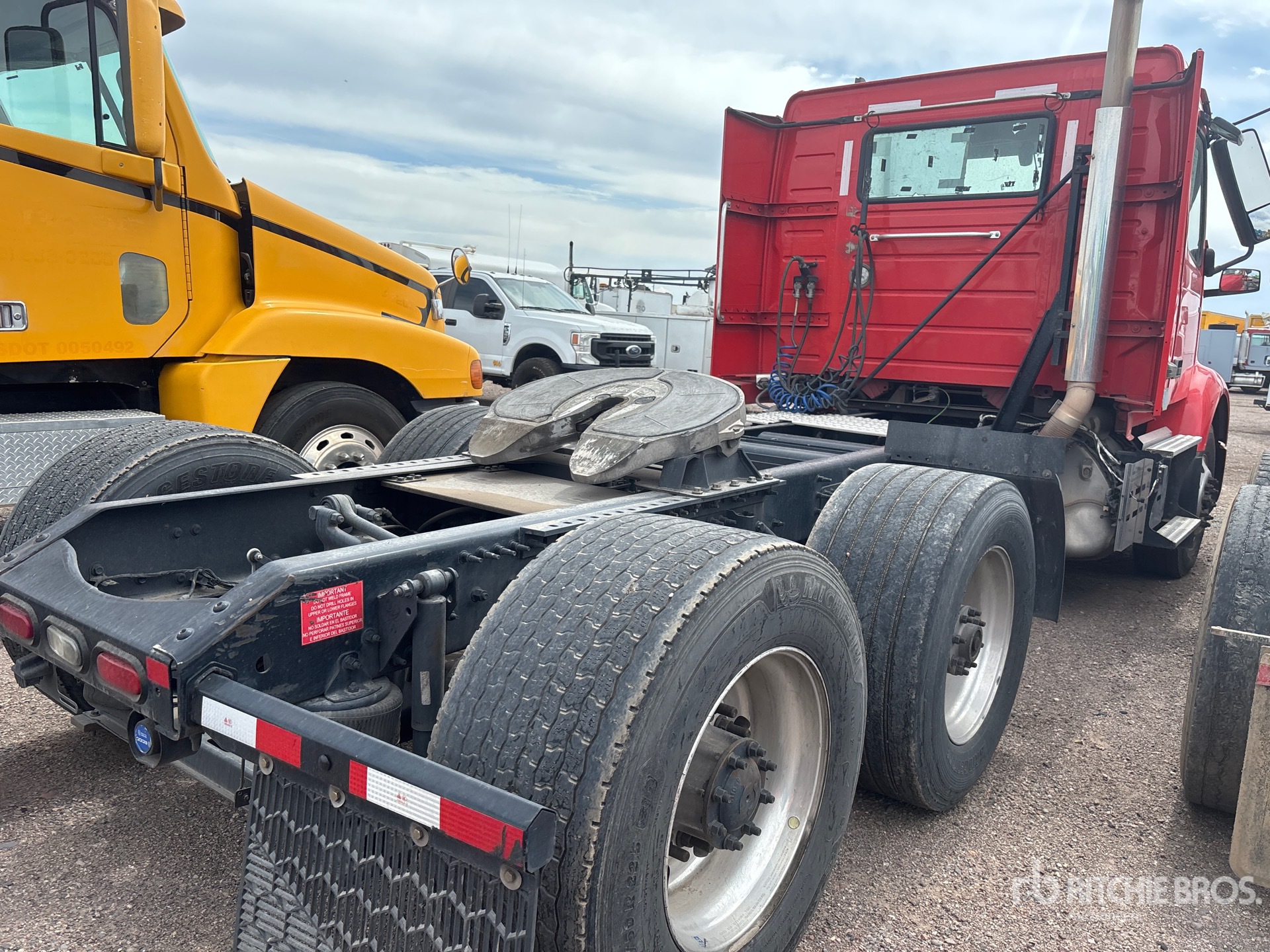 General Appearance with Imagen: esquina trasera derecha