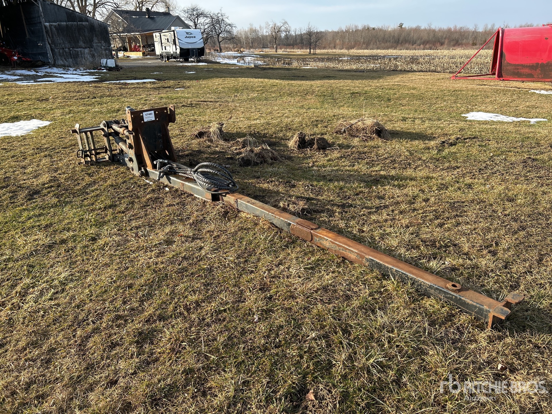 General Appearance with Picture, Left Rear Corner