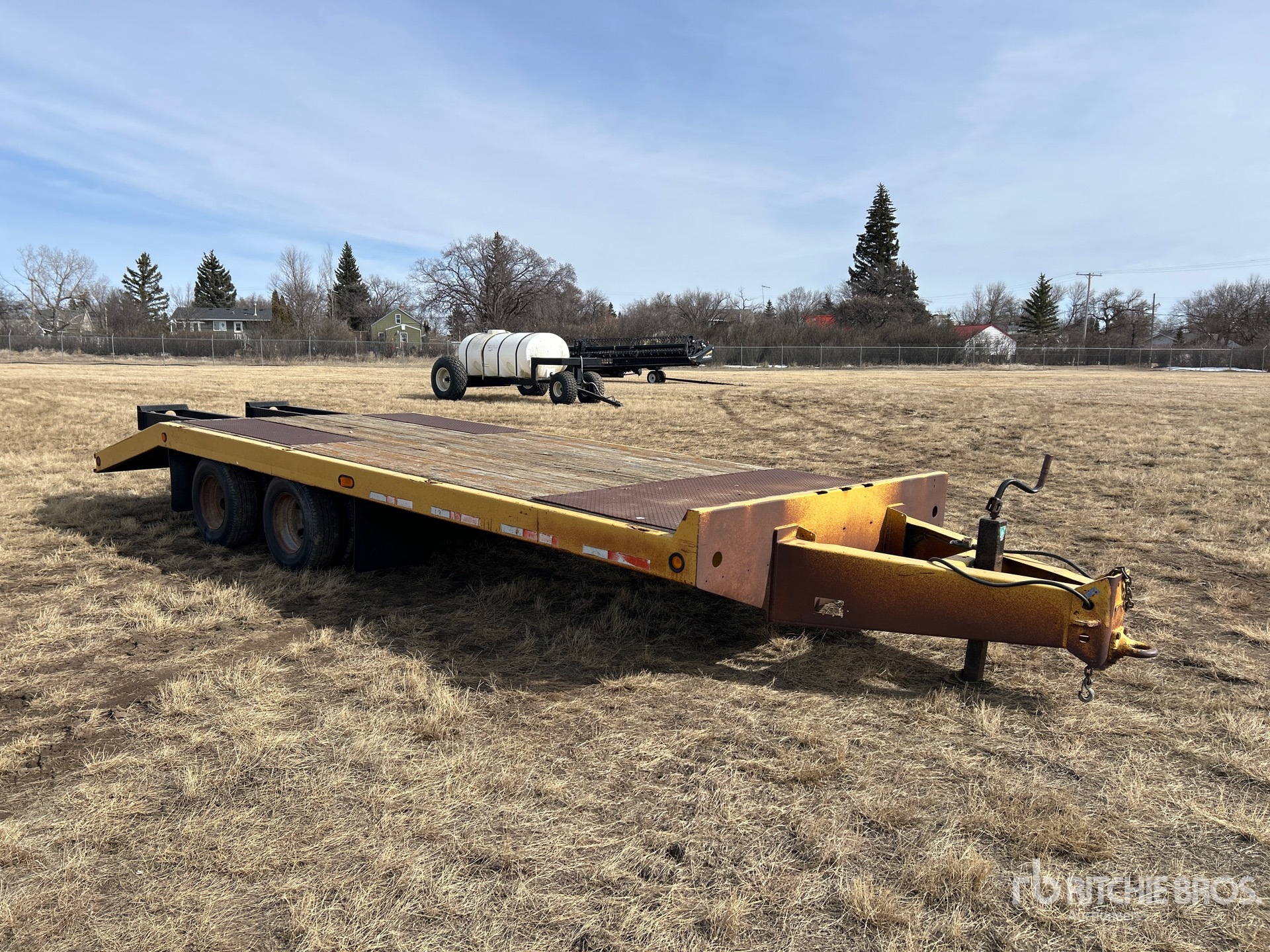 Aspect général with Image, coin avant droit