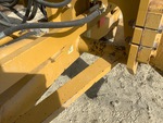 Chassis with Front Axle Oscillating Pin