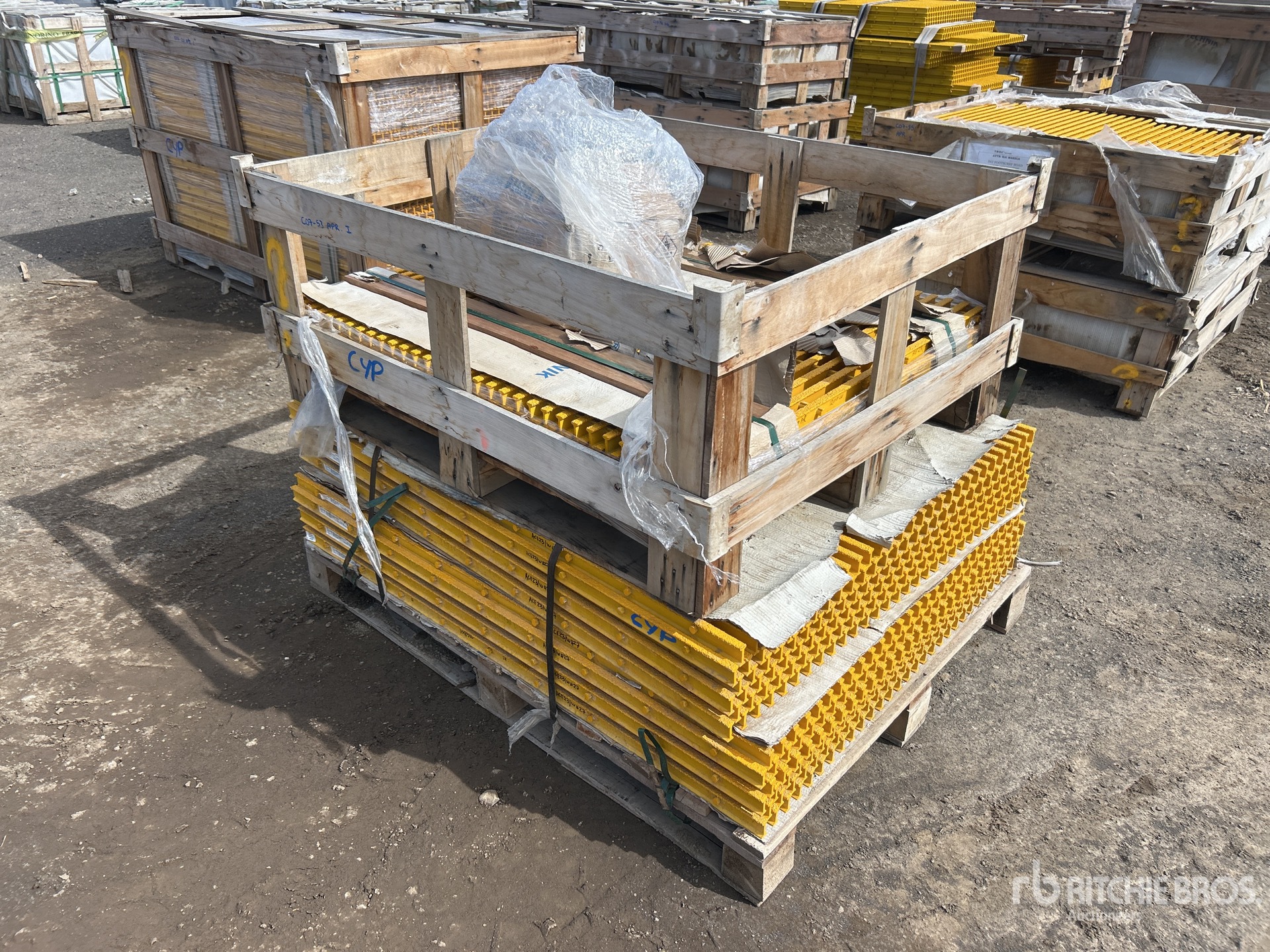 General Appearance with Foto, angolo anteriore sinistro