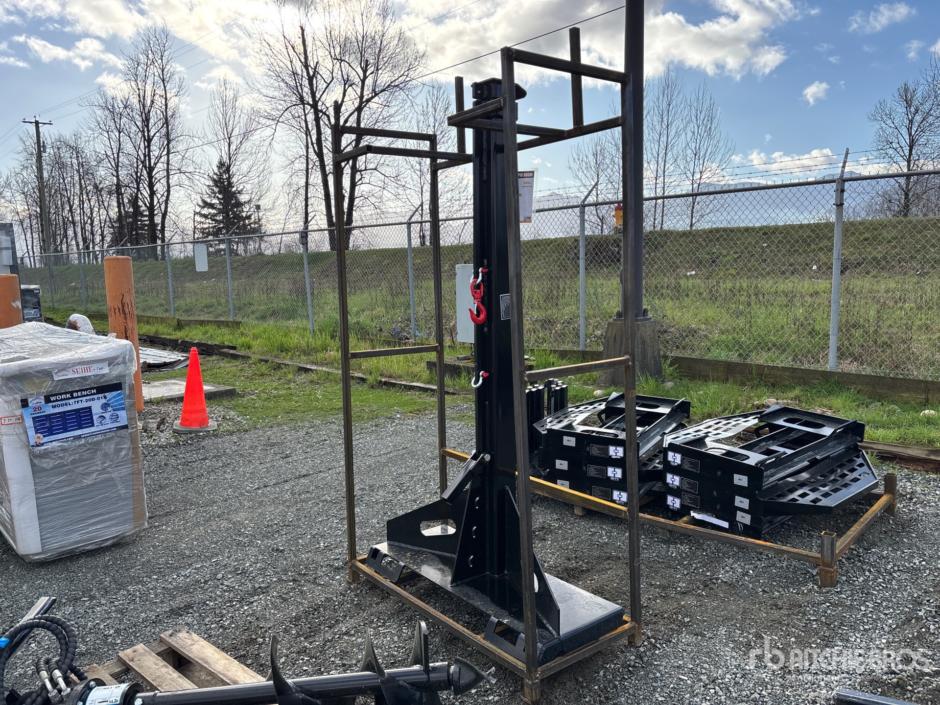 General Appearance with Picture, Left Front Corner