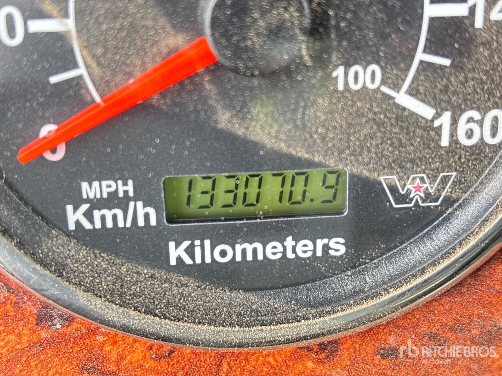 General Appearance with Hour Meter / Odometer