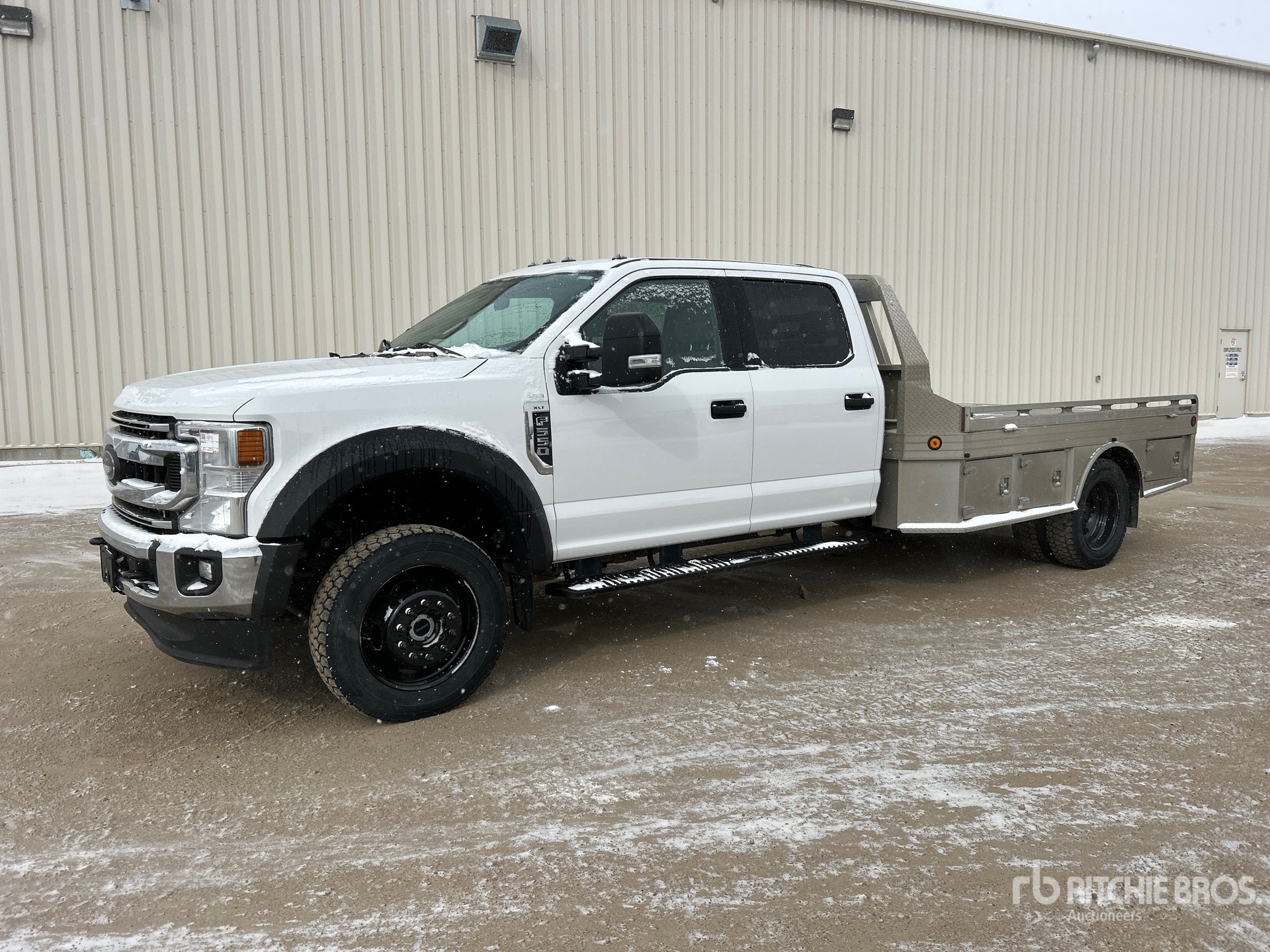 General Appearance with Featured Photo