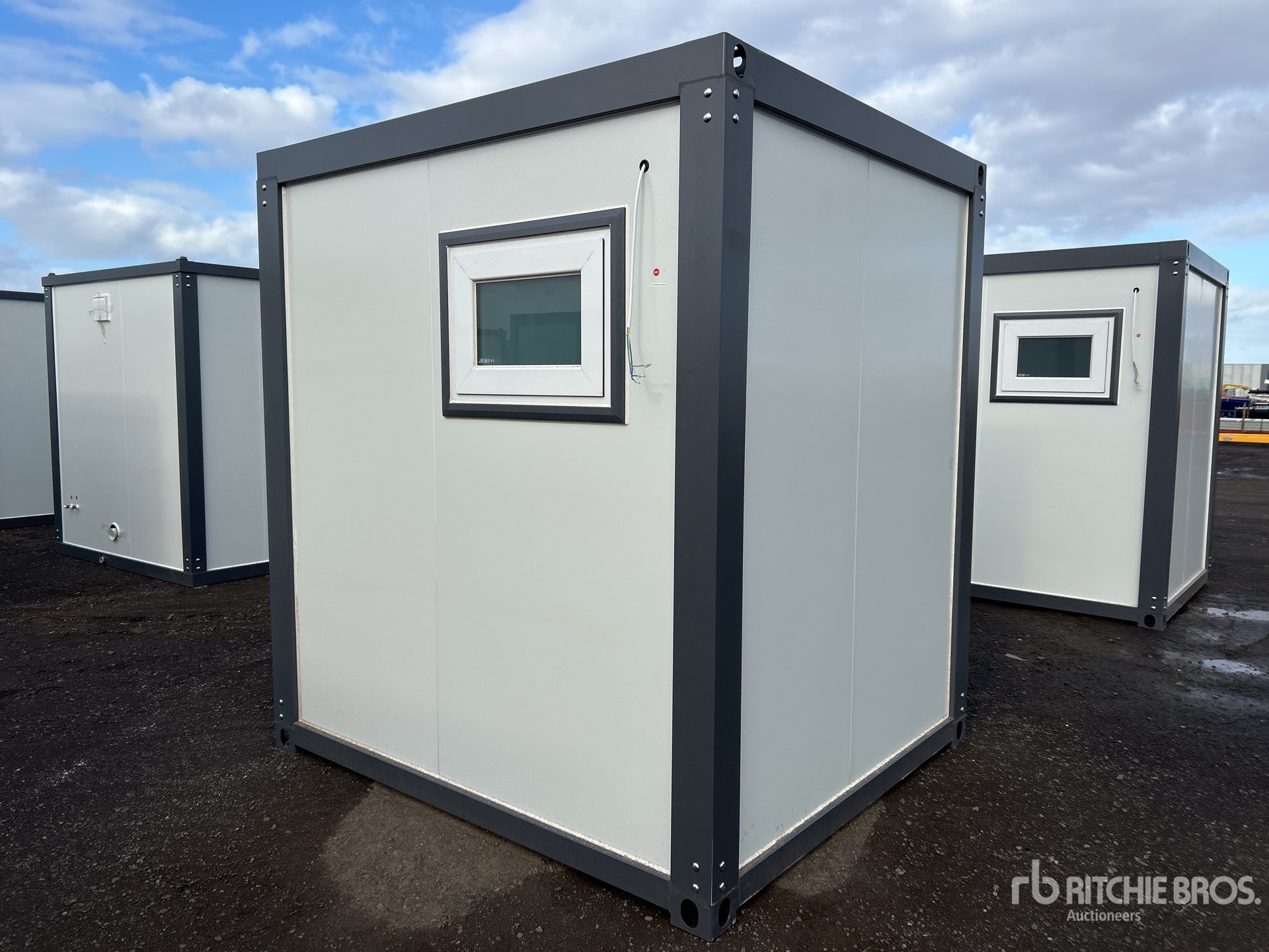 General Appearance with Zdjęcie, prawy dolny róg