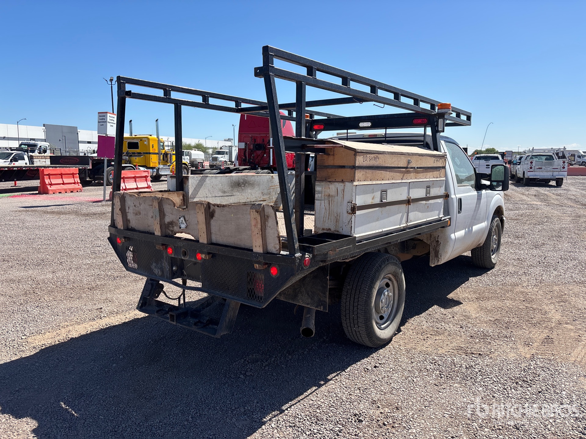 General Appearance with Picture, Right Rear Corner