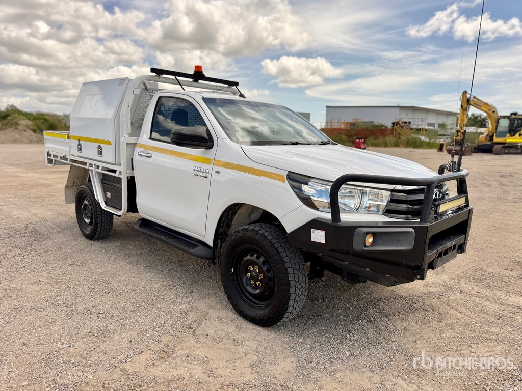 TOYA様　オーダー専用ページ 2016 Toyota Hilux 4x4 Pickup | Ritchie Bros. Auctioneers