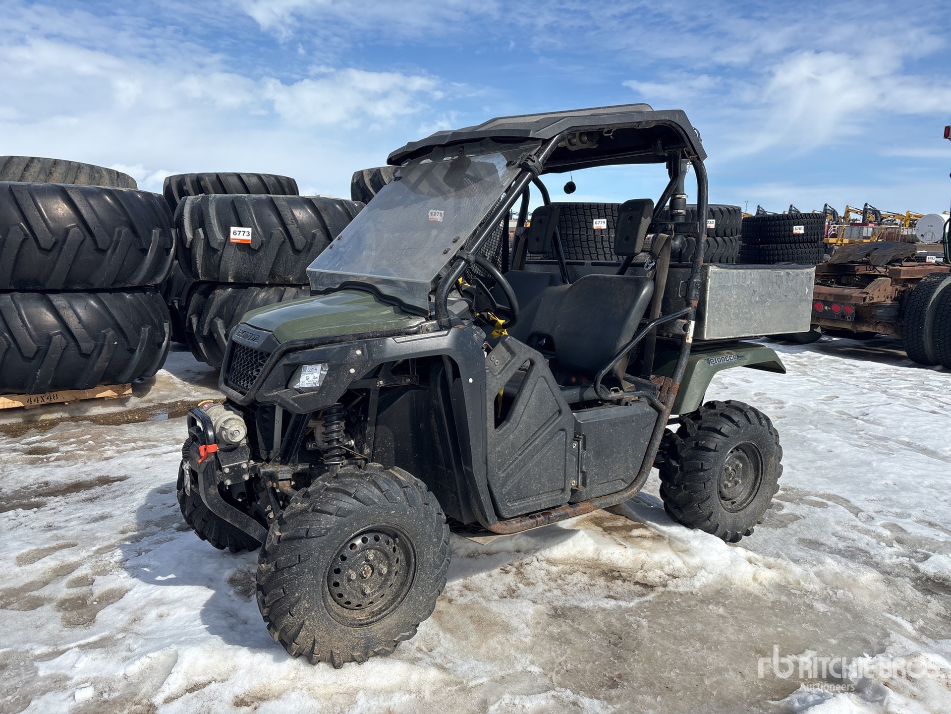 General Appearance with Picture, Left Front Corner