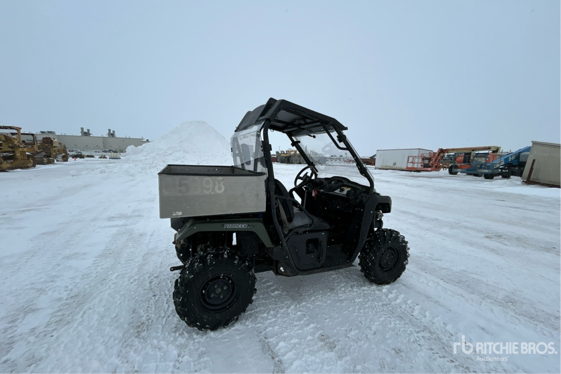 General Appearance with Picture, Right Rear Corner