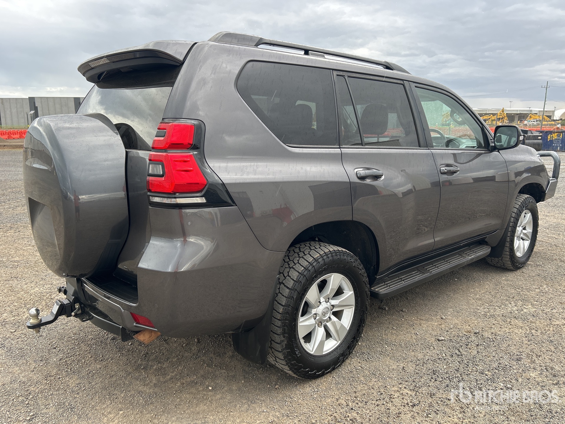 General Appearance with Imagen: esquina trasera izquierda