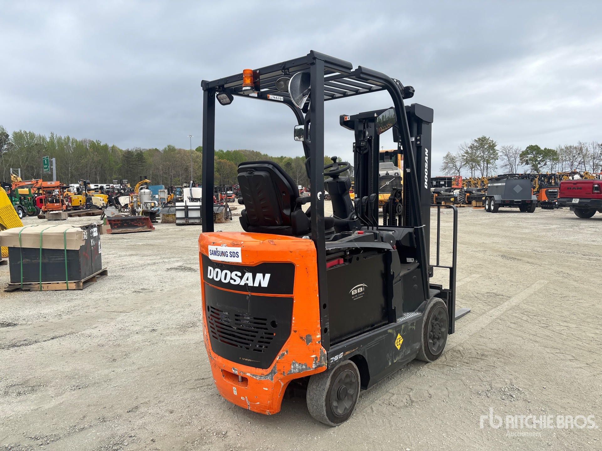 General Appearance with Image, coin arrière droit