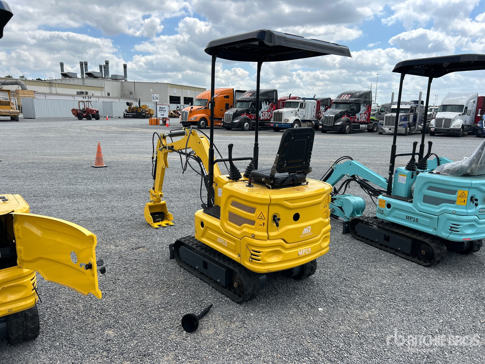 General Appearance with Imagen: esquina trasera izquierda