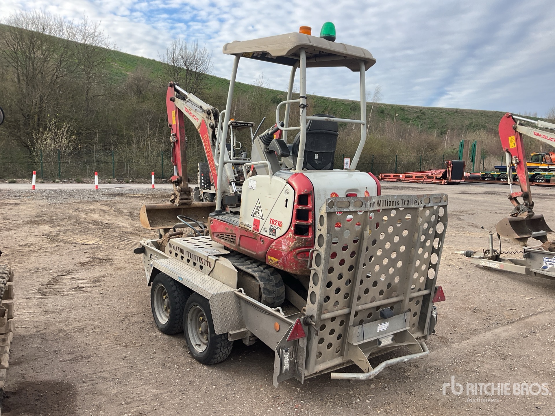 General Appearance with Picture, Left Rear Corner