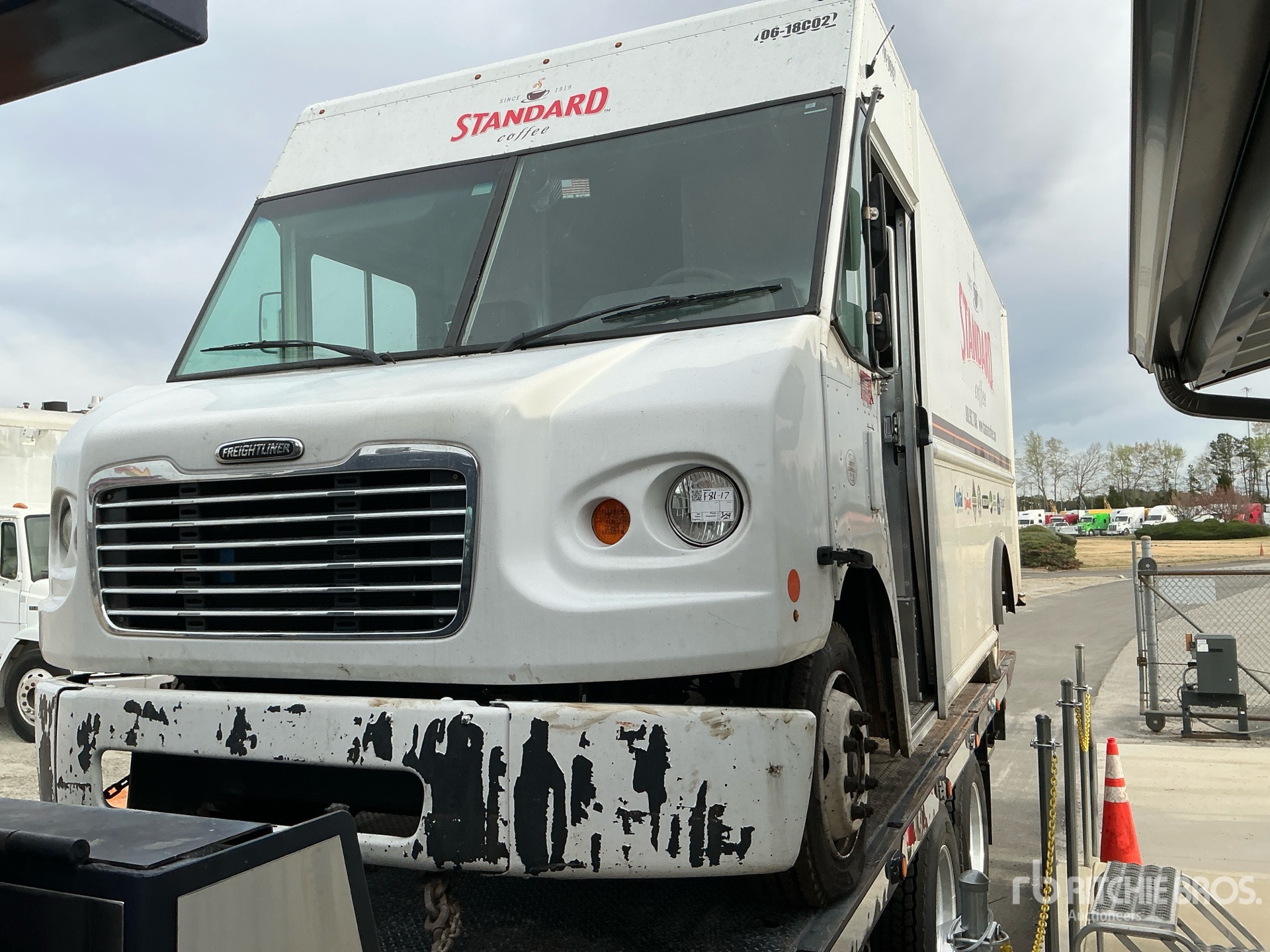 General Appearance with Imagen: esquina delantera izquierda