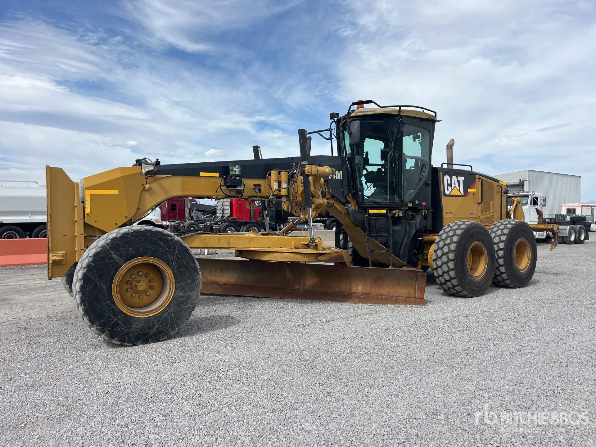 General Appearance with Featured Photo