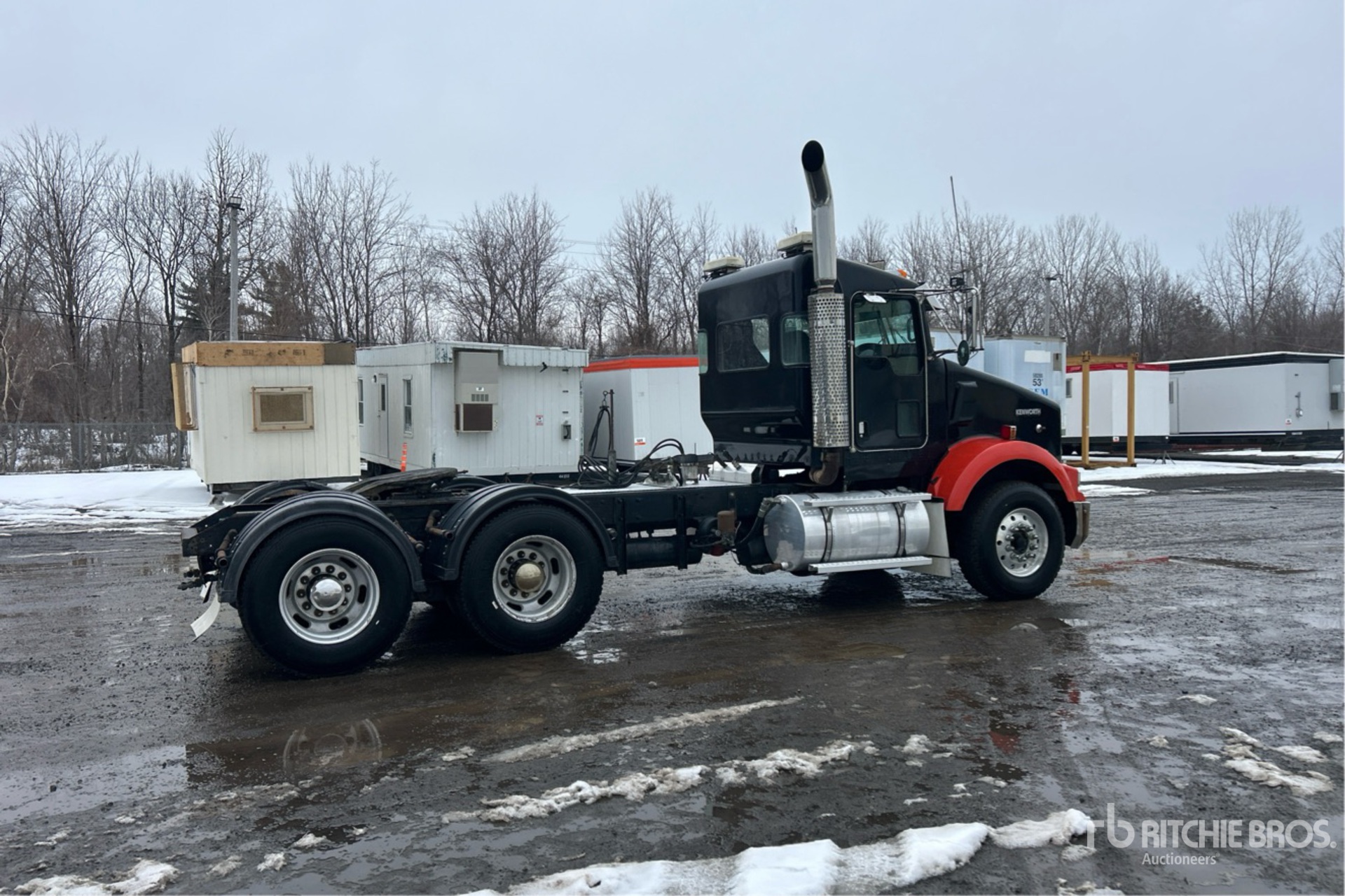 General Appearance with Imagen: esquina trasera derecha