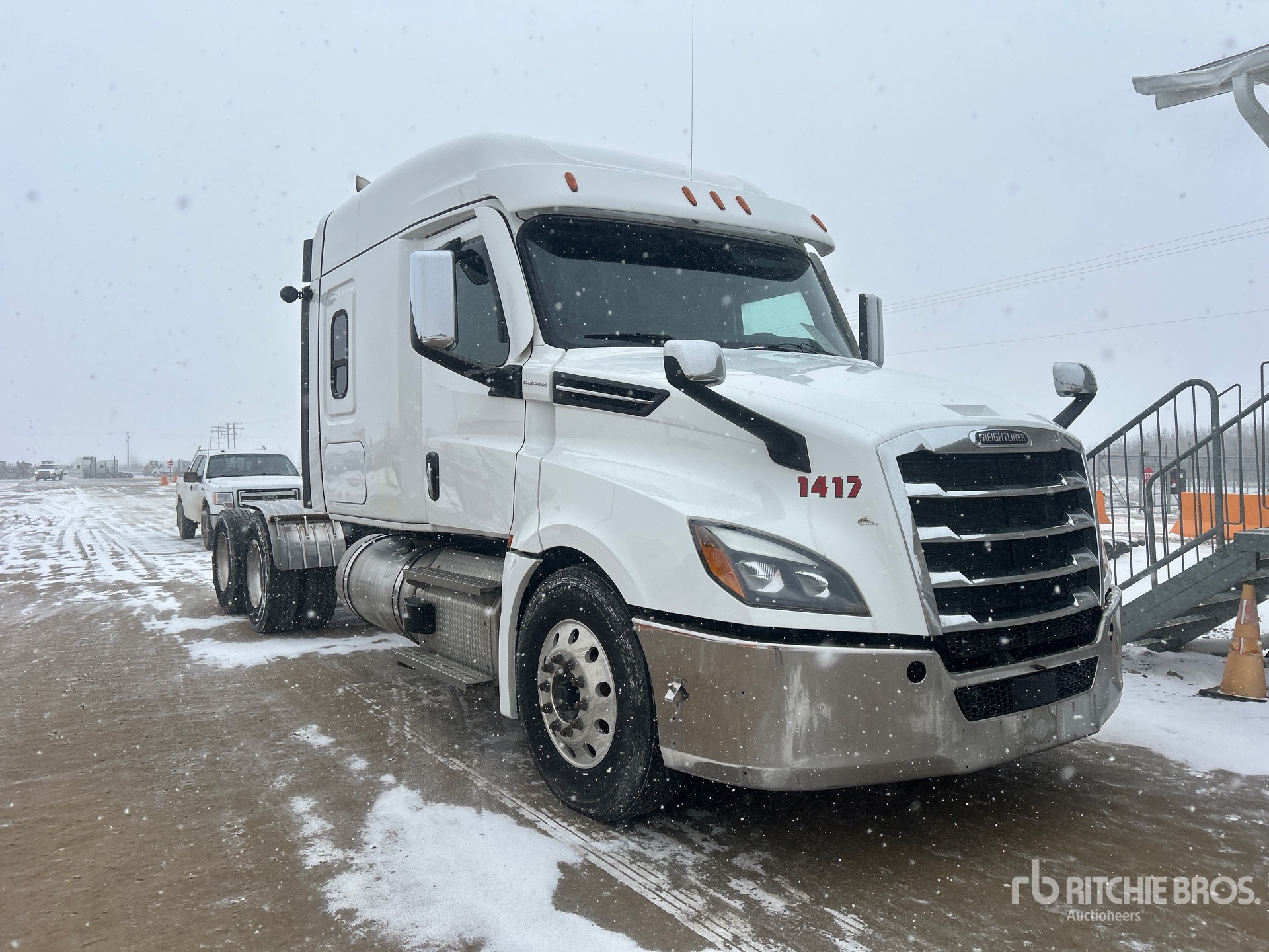 2021 Freightliner CASCADIA 126