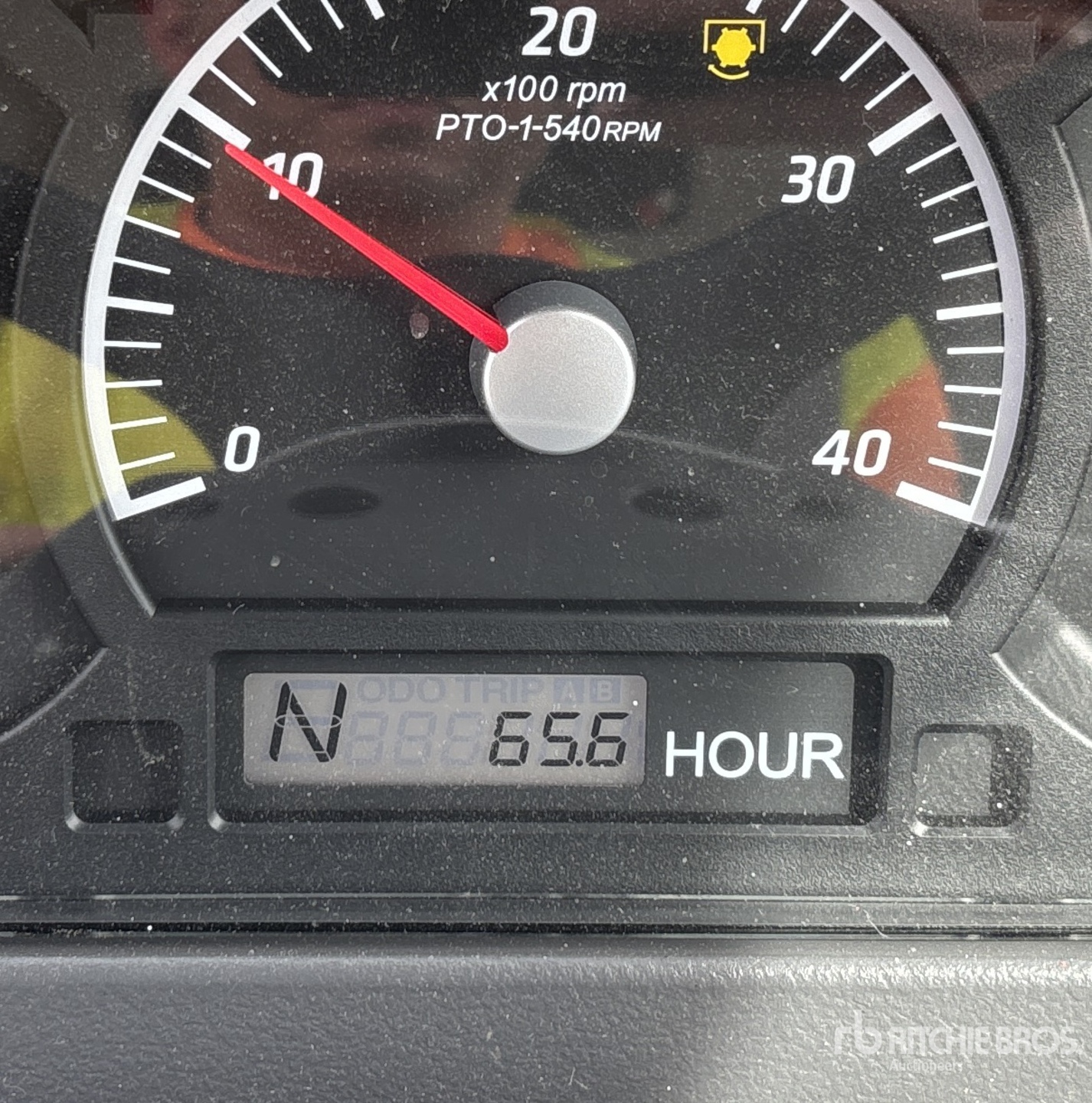 General Appearance with Hour Meter / Odometer