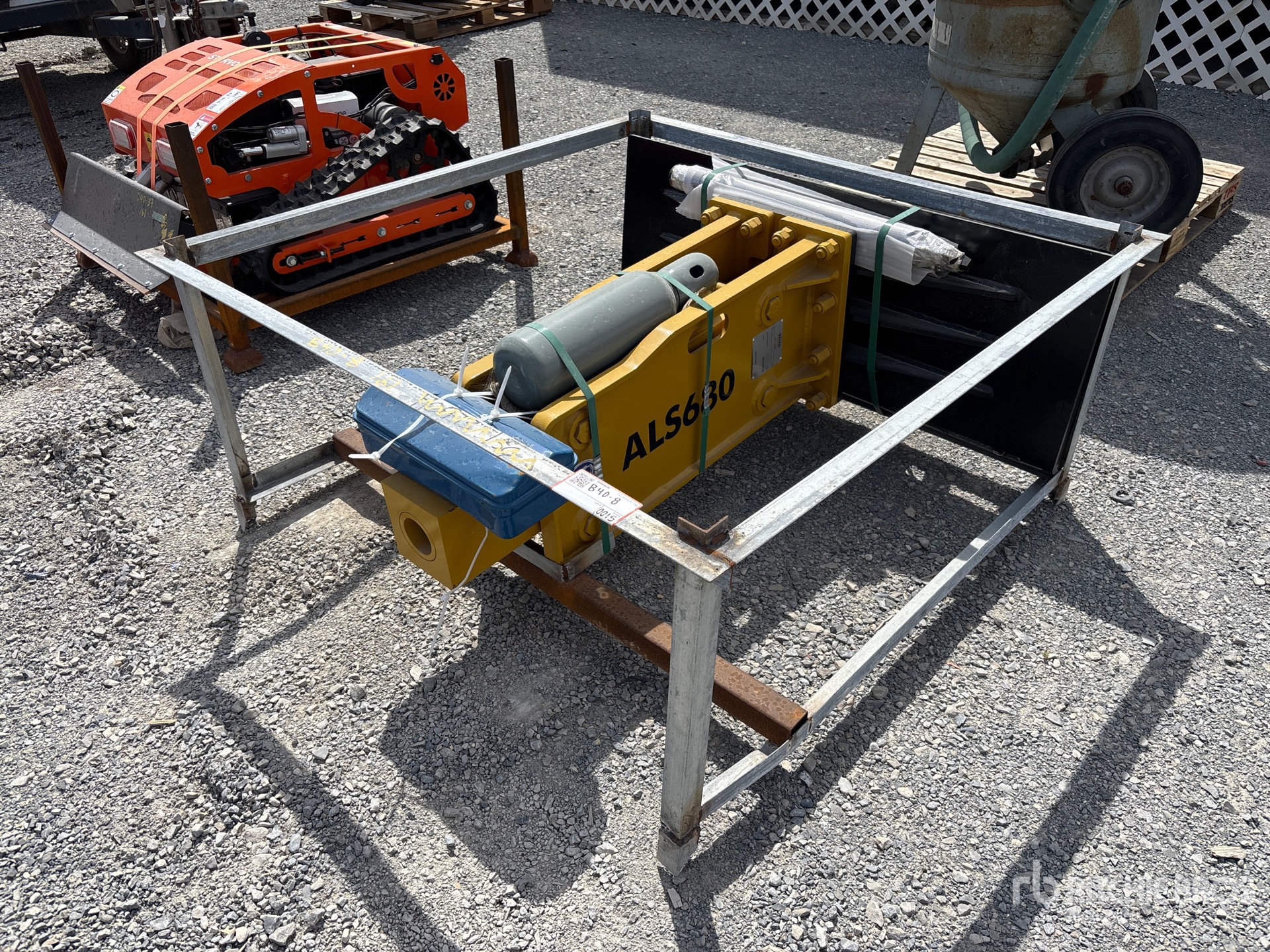 General Appearance with Picture, Left Front Corner