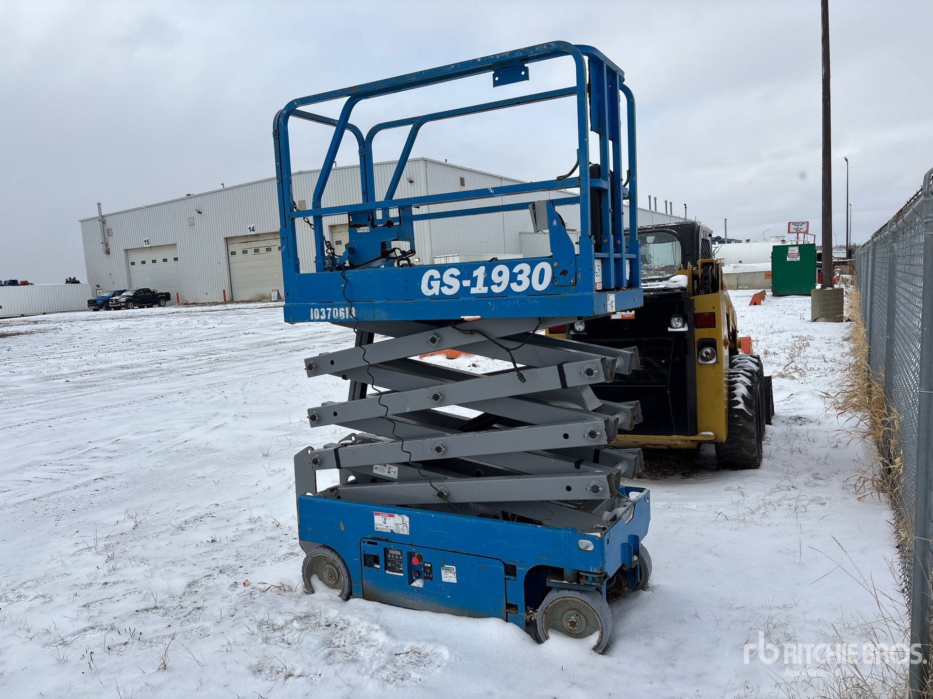 Aspect général with Image, coin avant droit