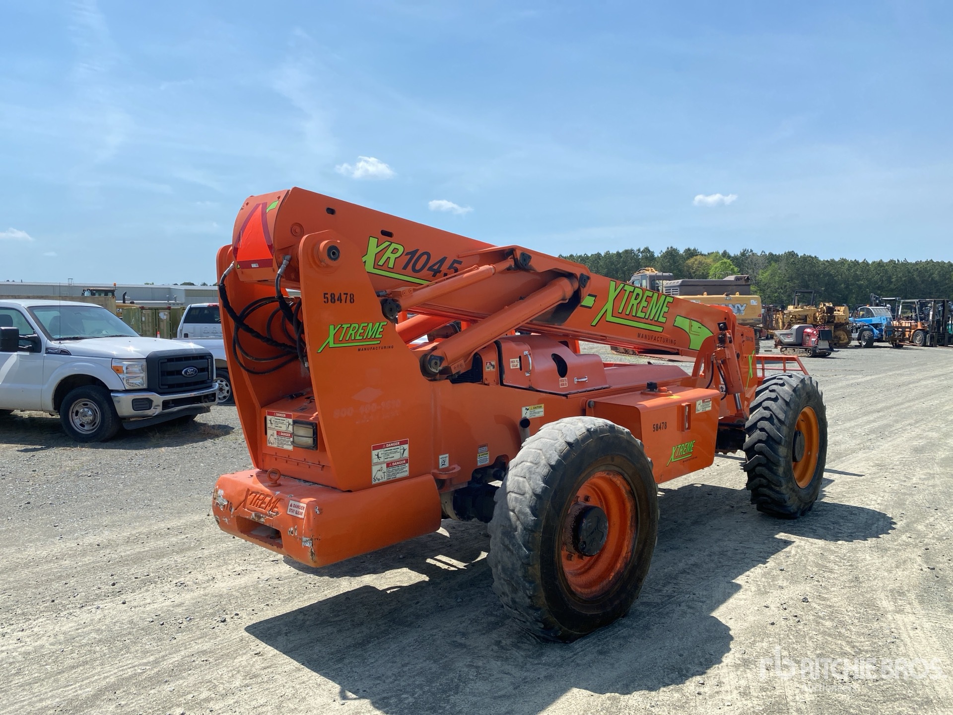 General Appearance with Bild, Ecke hinten rechts