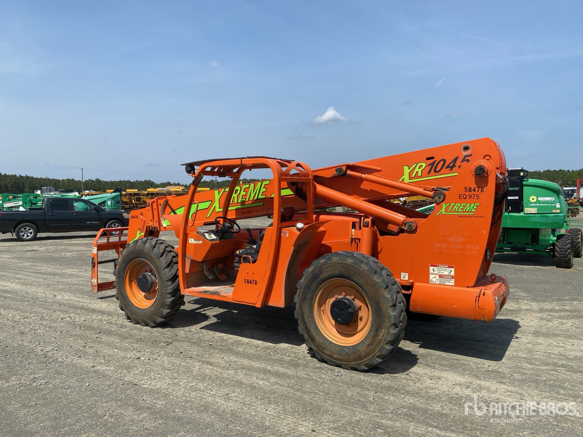 General Appearance with Bild, Ecke hinten links