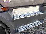 4 Underbody - Truck with