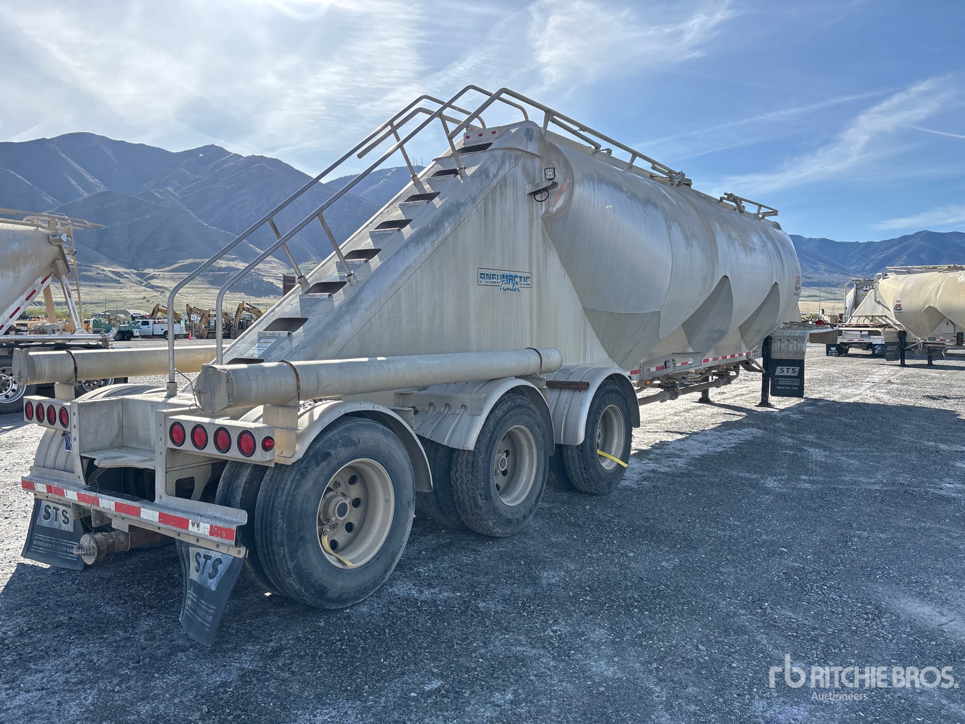 General Appearance with Image, coin arrière droit