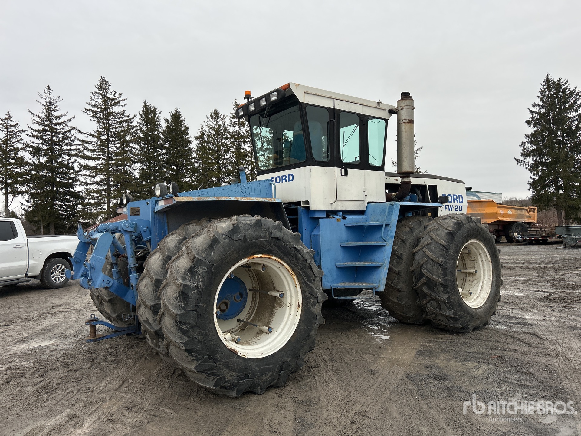 General Appearance with Imagen: esquina trasera derecha