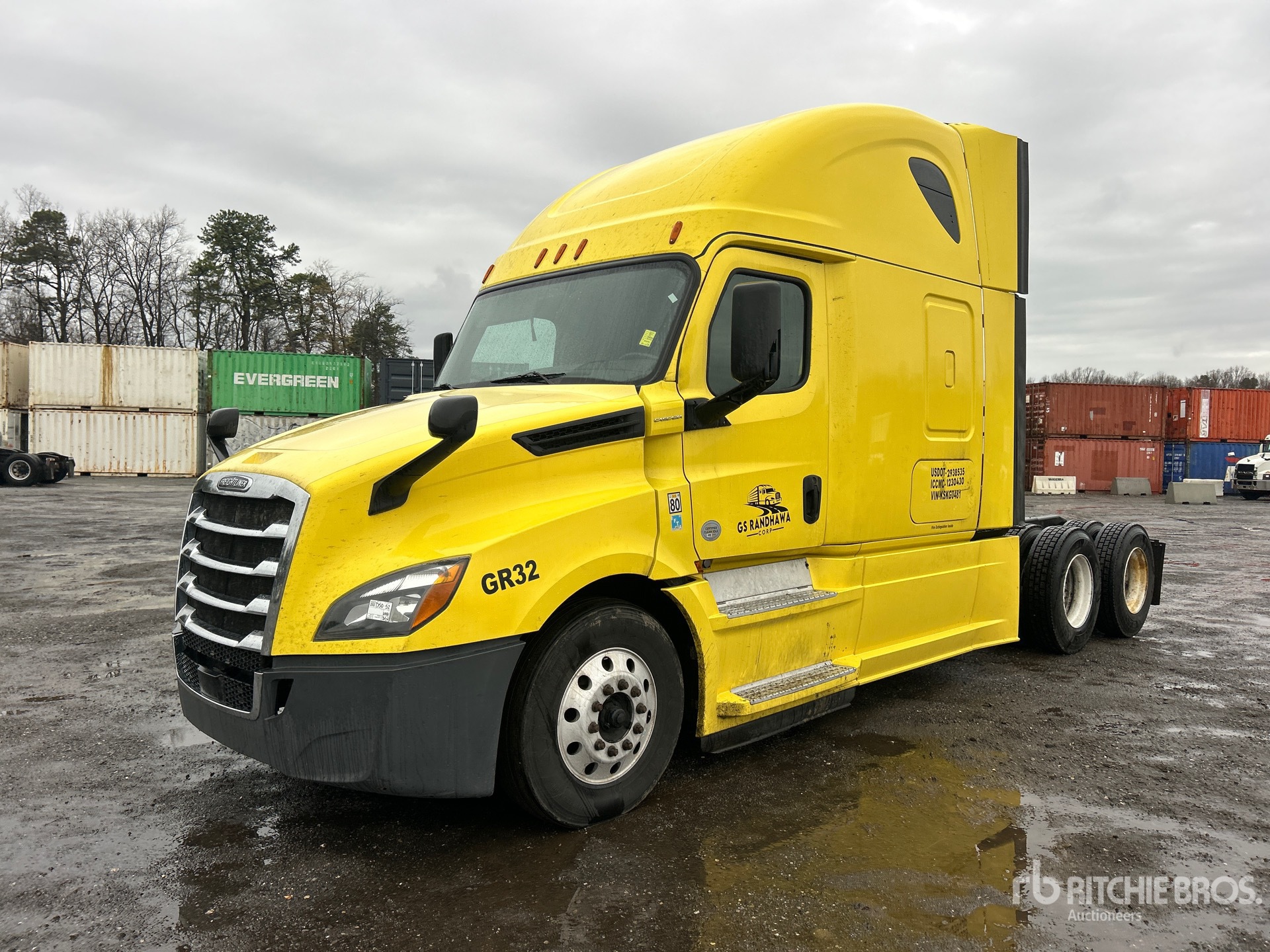 General Appearance with Picture, Left Front Corner