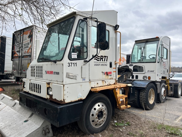 2014 Kalmar Ottawa T2 4x2 Spotter Truck 2014 Kalmar Ottawa T2 4x2 Spotter Truck