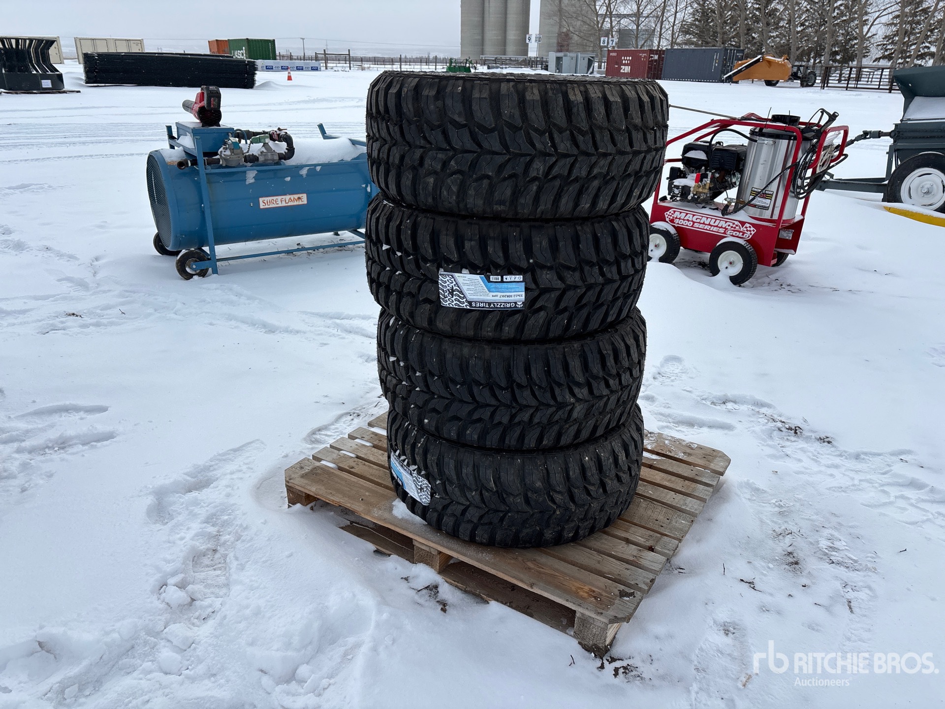 General Appearance with Bild, Ecke vorne links