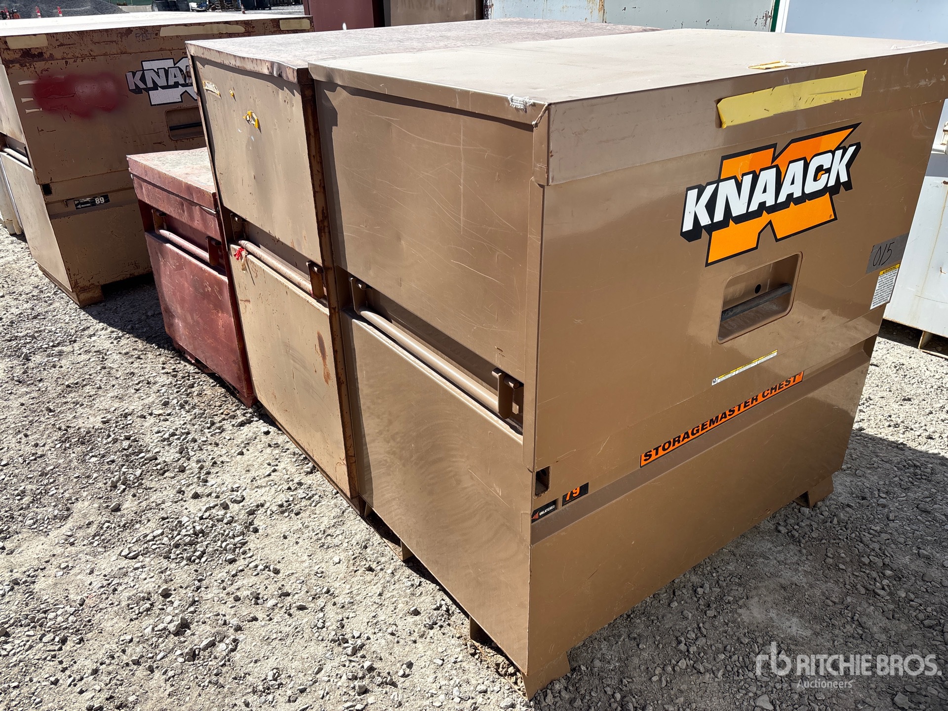 General Appearance with Foto, angolo posteriore sinistro