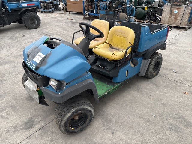 John Deere Gator CS 4x2 Utility Vehicle