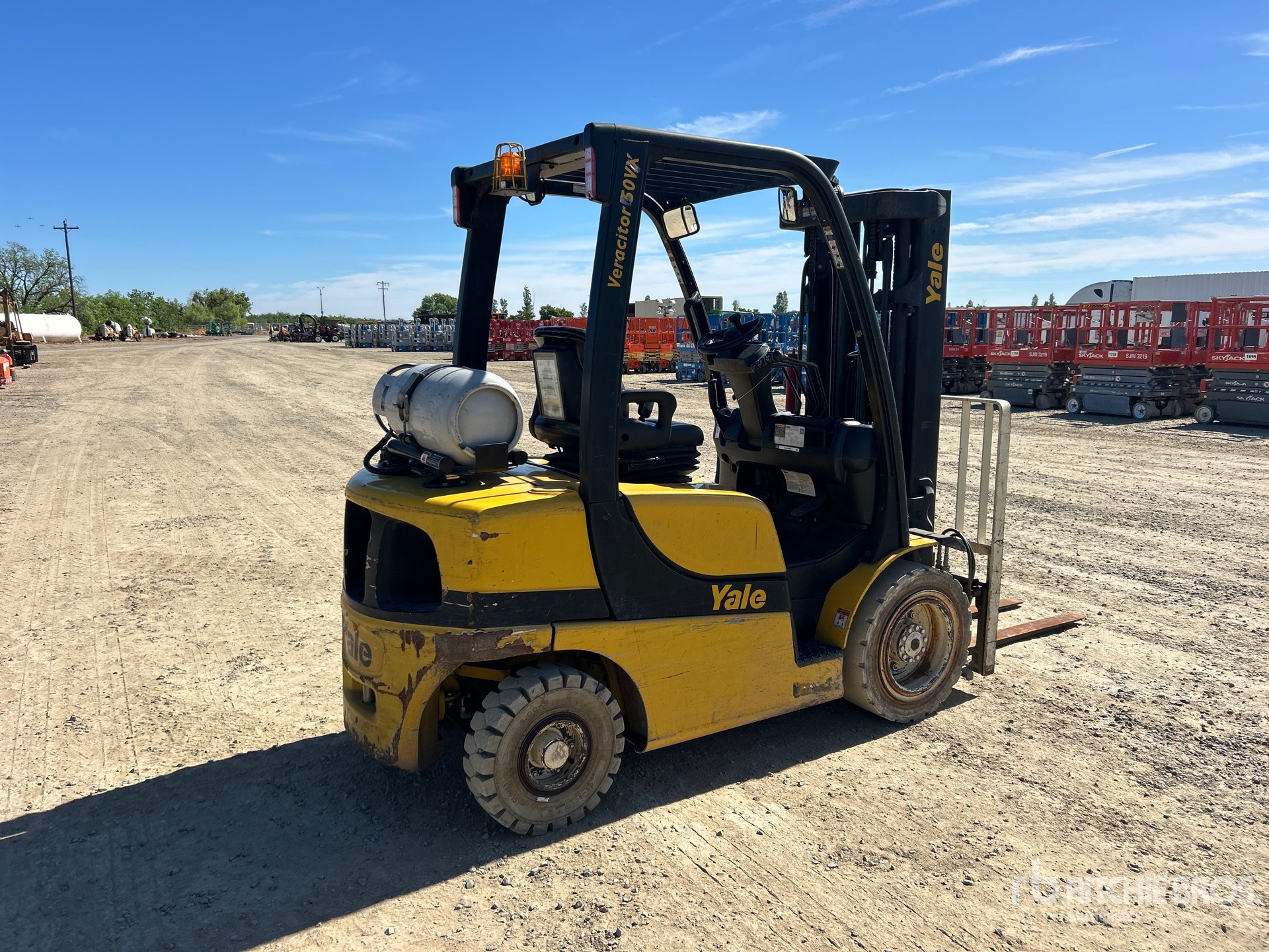 General Appearance with Foto, angolo anteriore sinistro