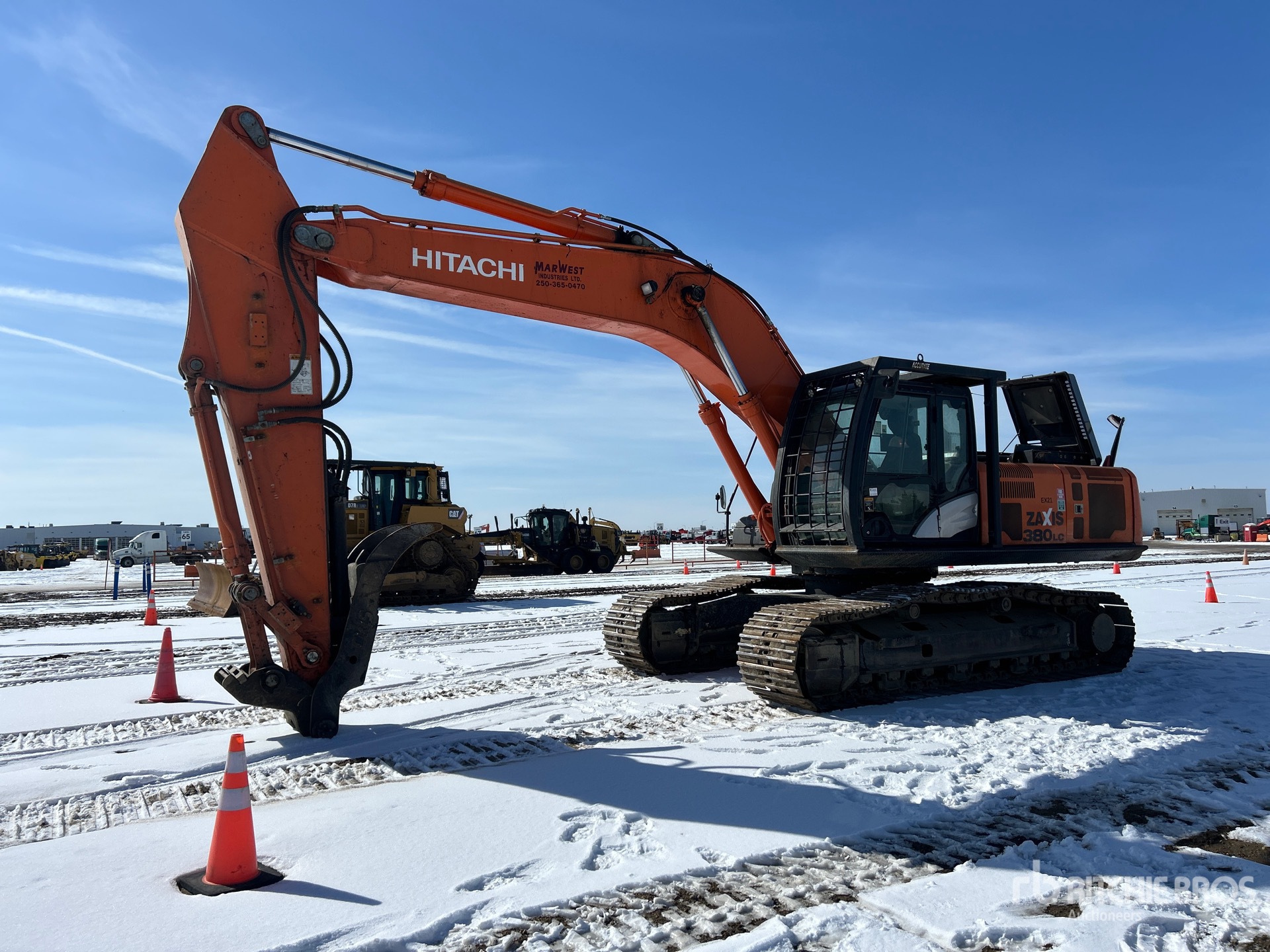 2015 Hitachi ZX380LC-5N