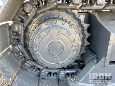Drivetrain with Left Final Drive