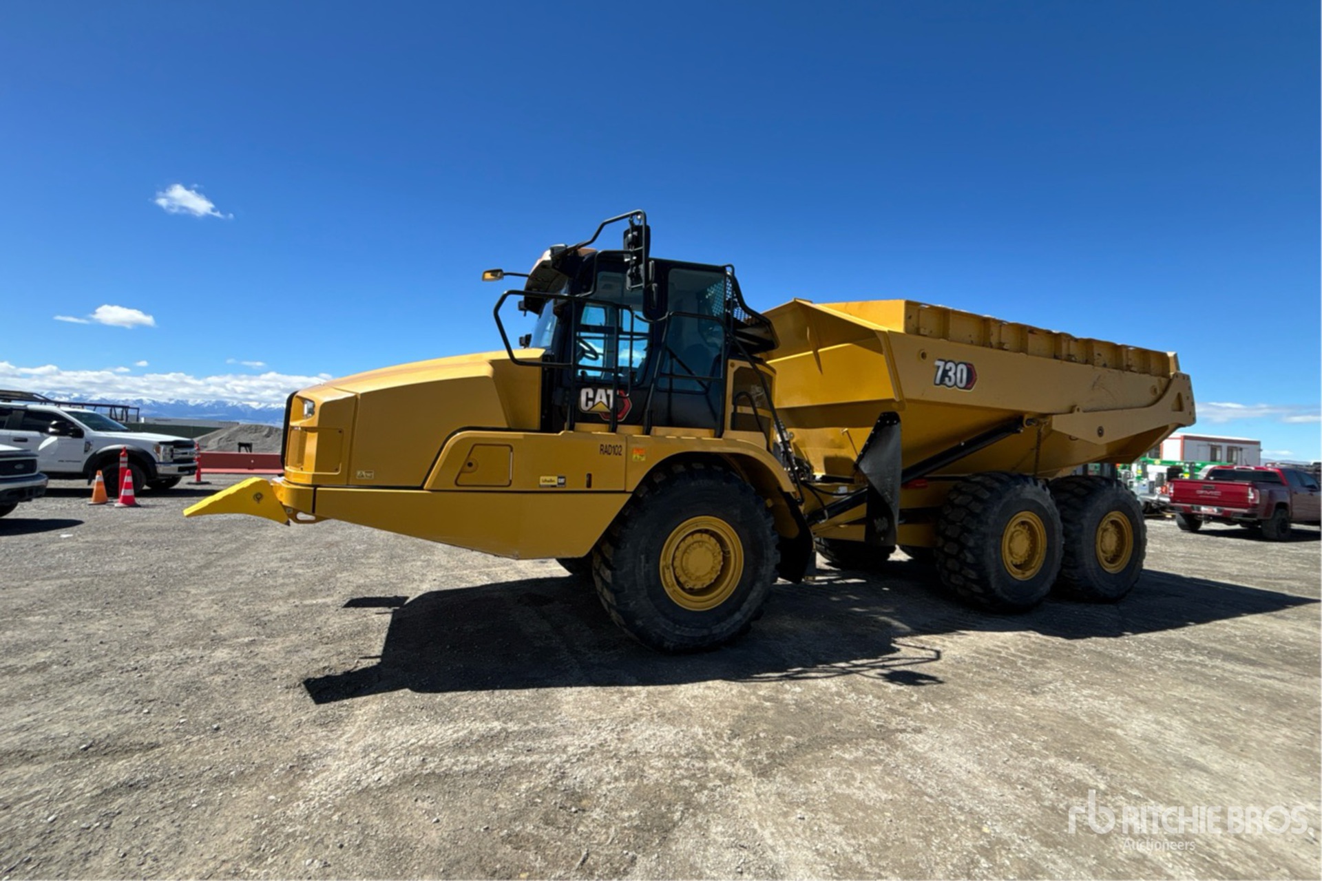 General Appearance with Picture, Left Front Corner