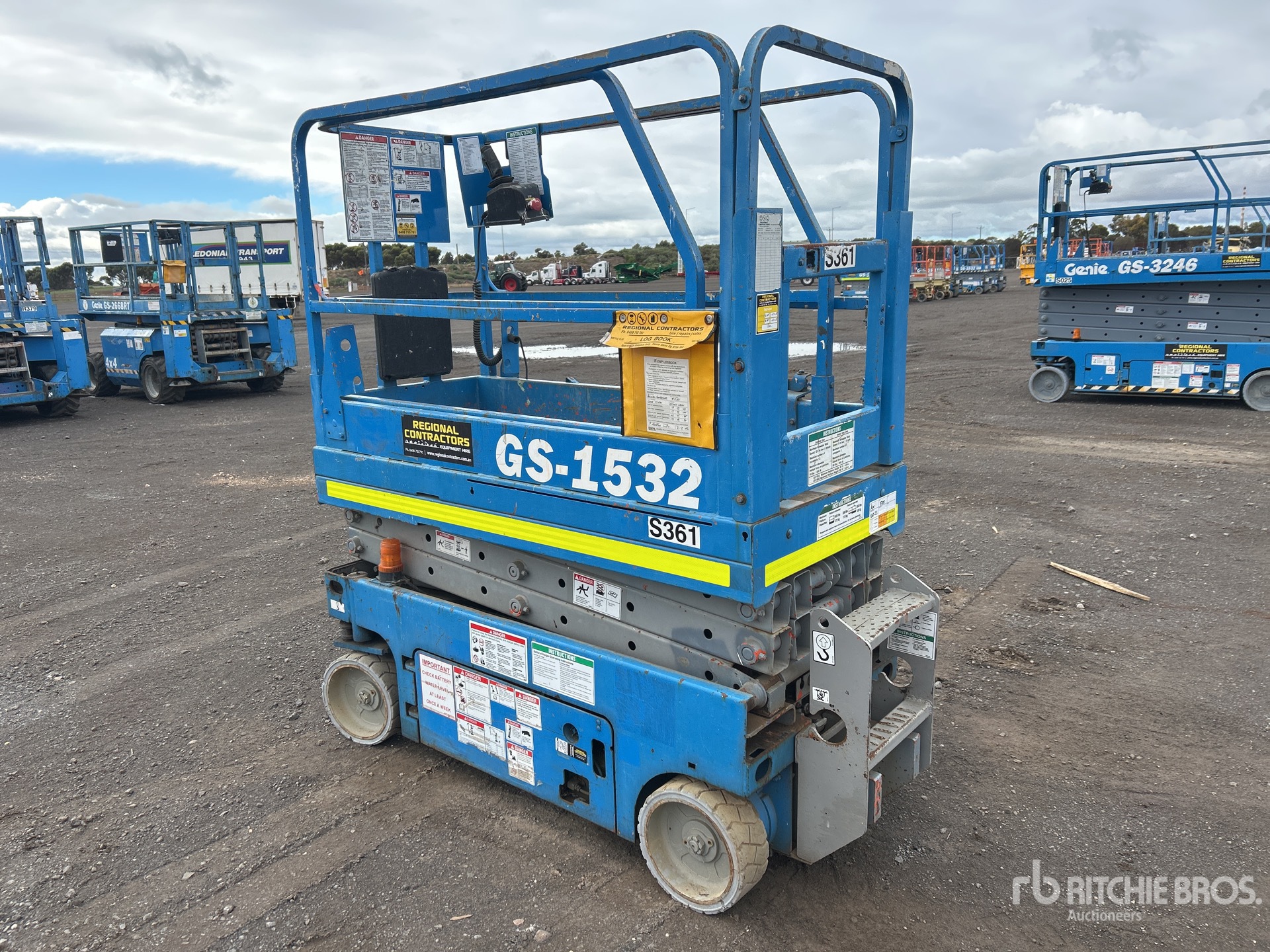 General Appearance with Imagen: esquina trasera izquierda